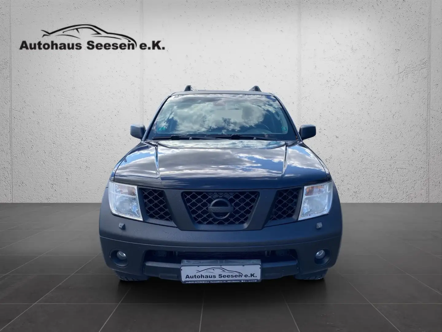 Nissan Pathfinder 2.5 dCi Elegance*AHK*7Sitzer*Navi* Noir - 2