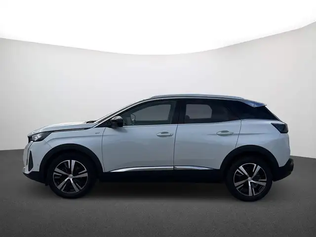 Peugeot 3008 view 5