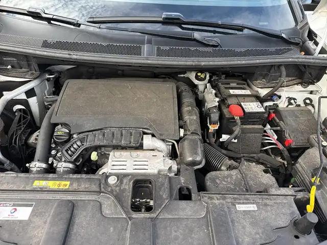 Peugeot 3008 view 8