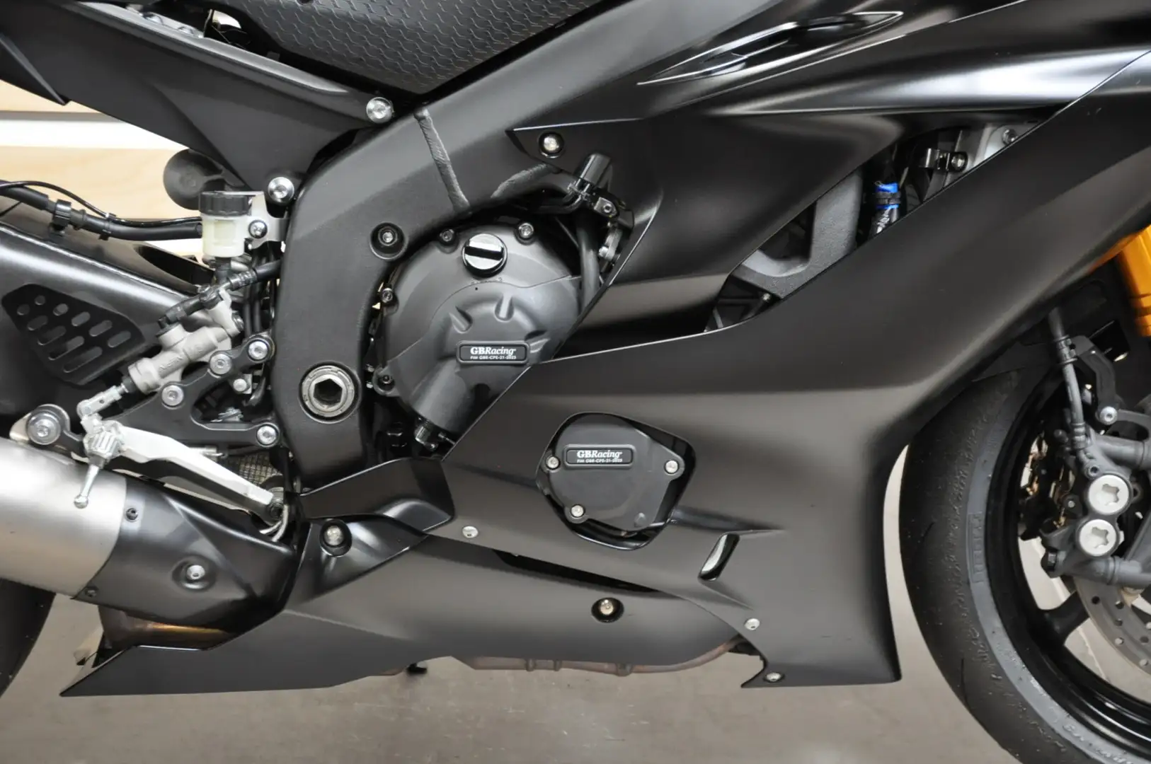 Yamaha YZF-R6 Noir - 2