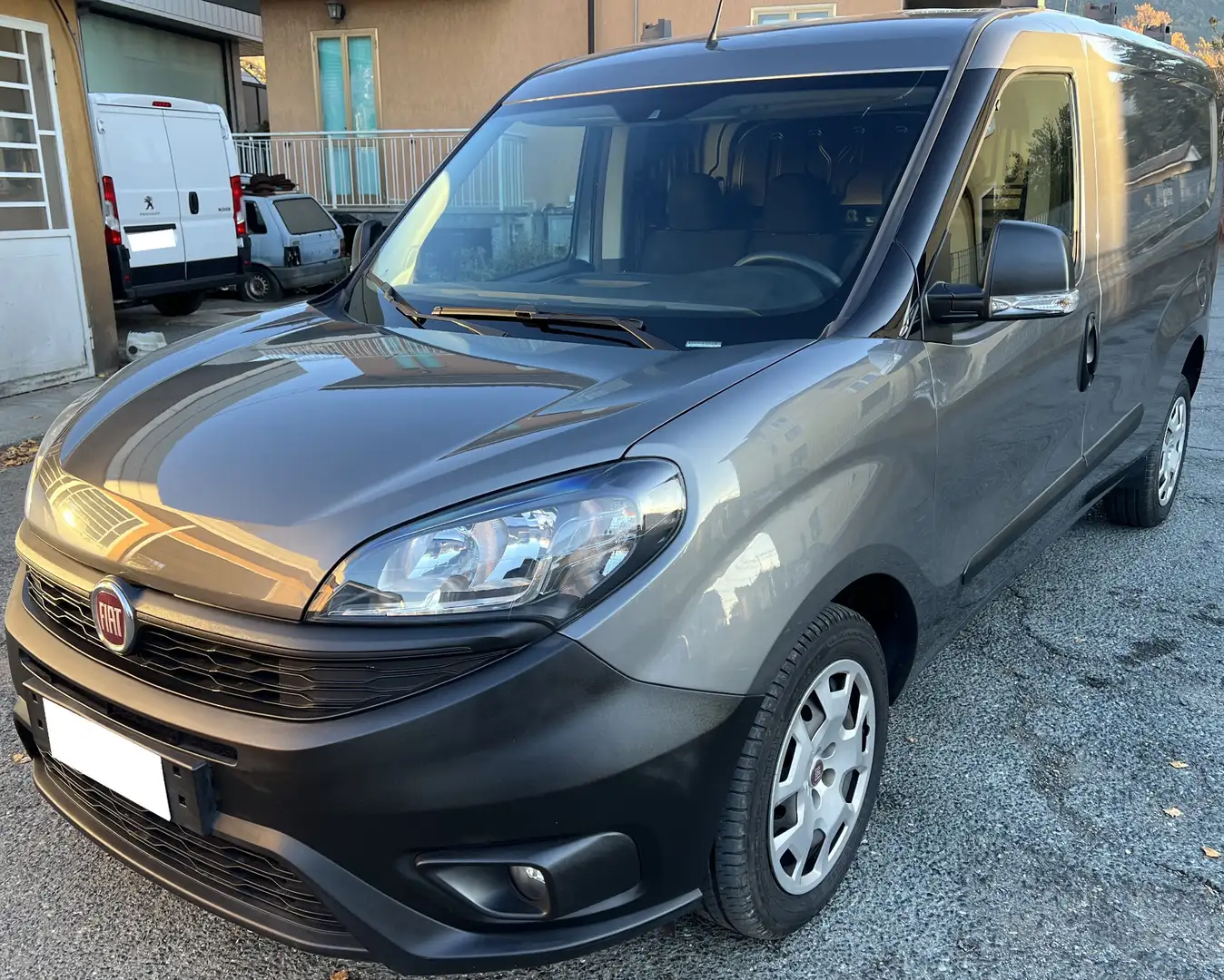 Fiat Doblo Doblò 1.6 120cv LH1 - PASSO LUNGO Gris - 1