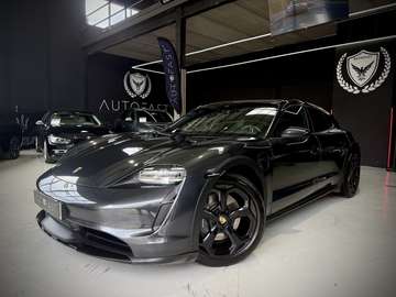 4 Cross Turismo
