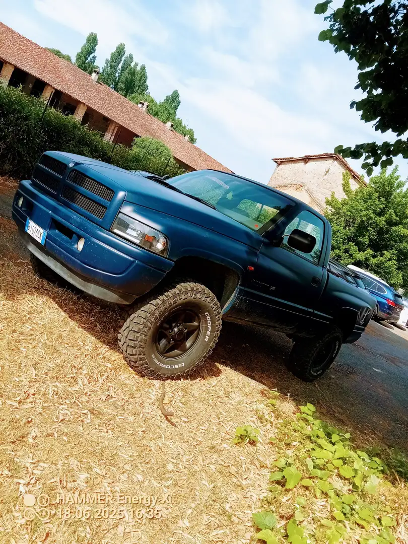 Dodge RAM 5.9 magnum - 2