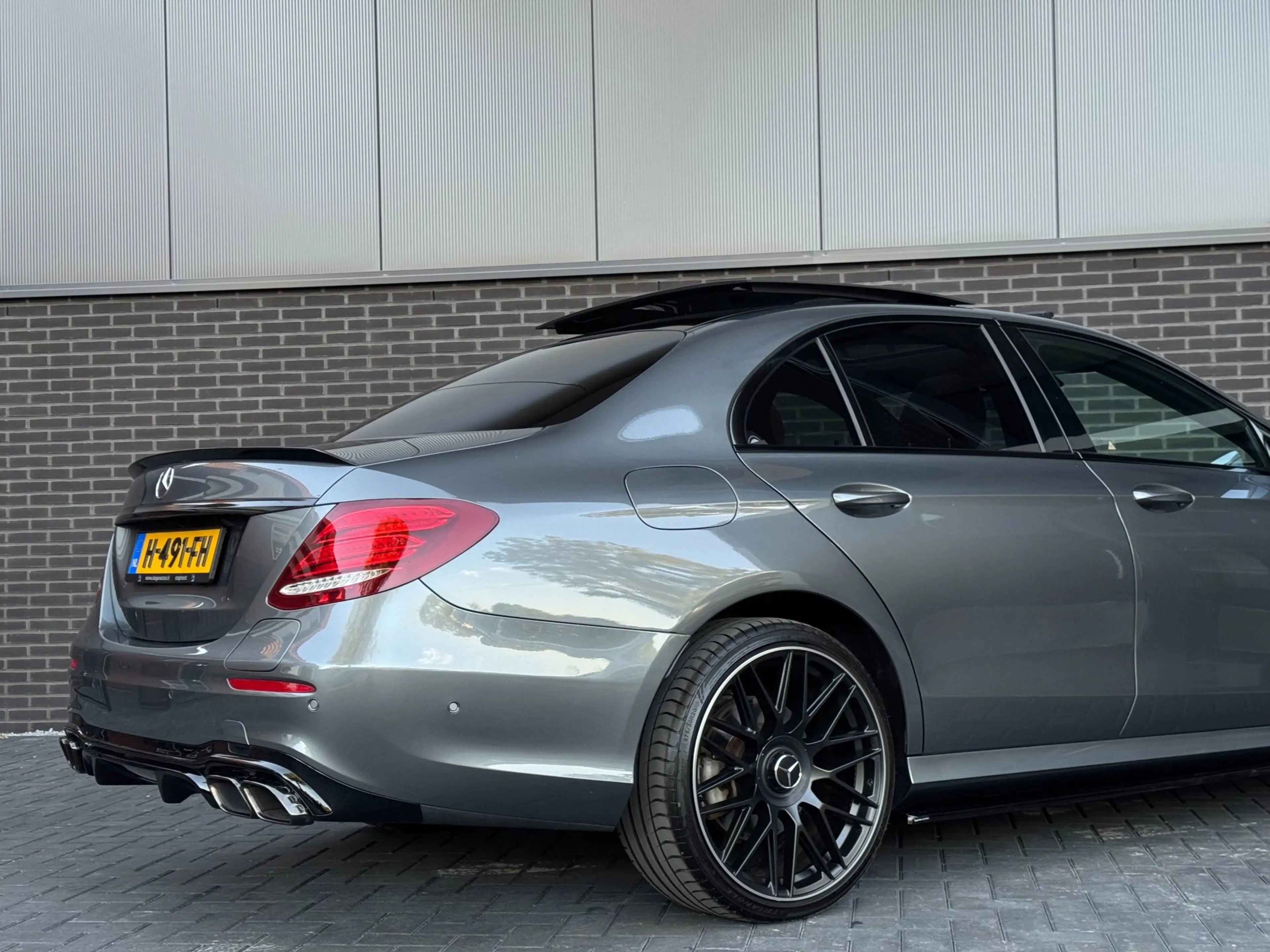 Mercedes-Benz E 300 e Business Solution AMG | Pano | 360 | Trekhaak | — photo 14