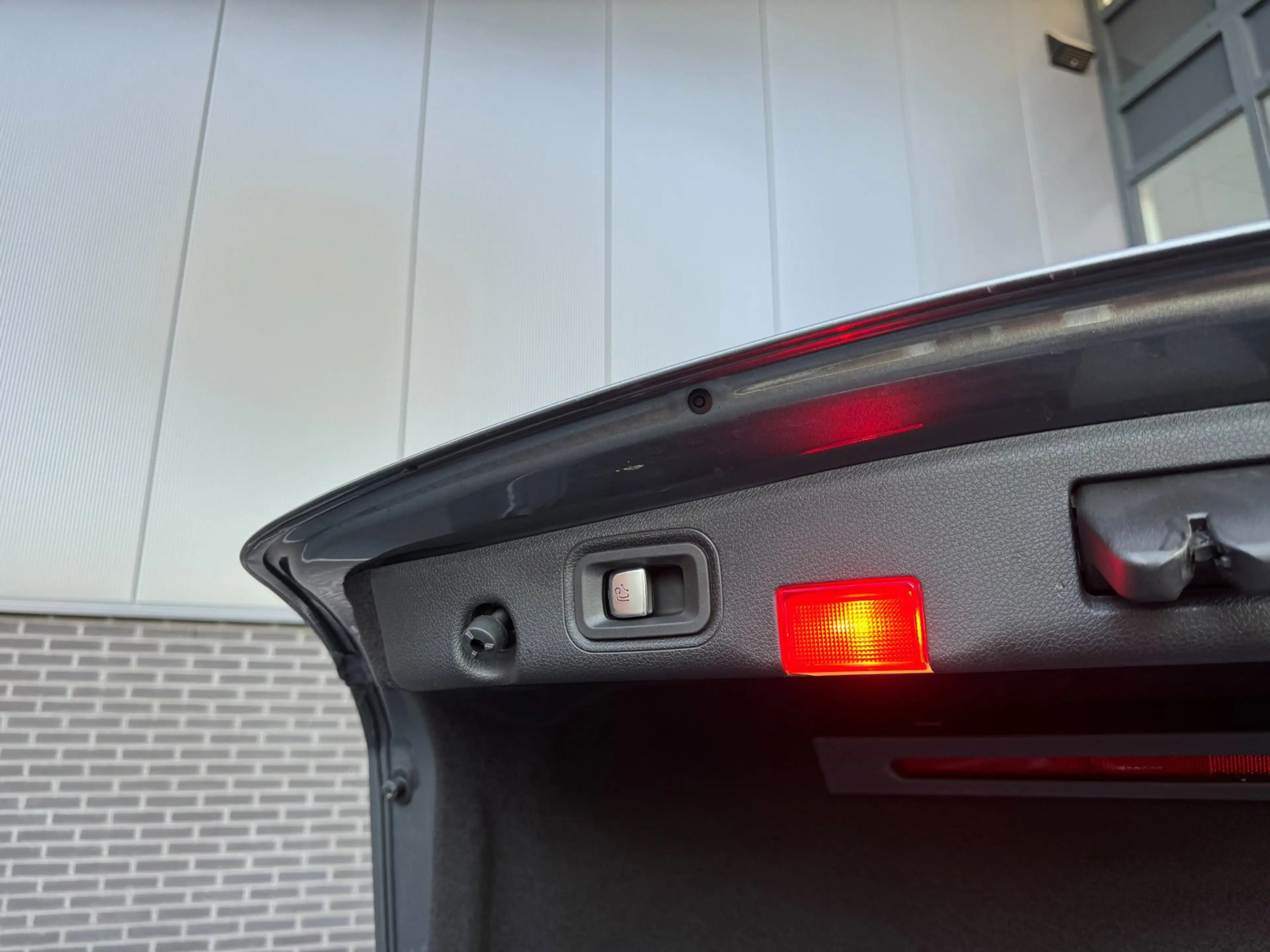 Mercedes-Benz E 300 e Business Solution AMG | Pano | 360 | Trekhaak | — photo 8