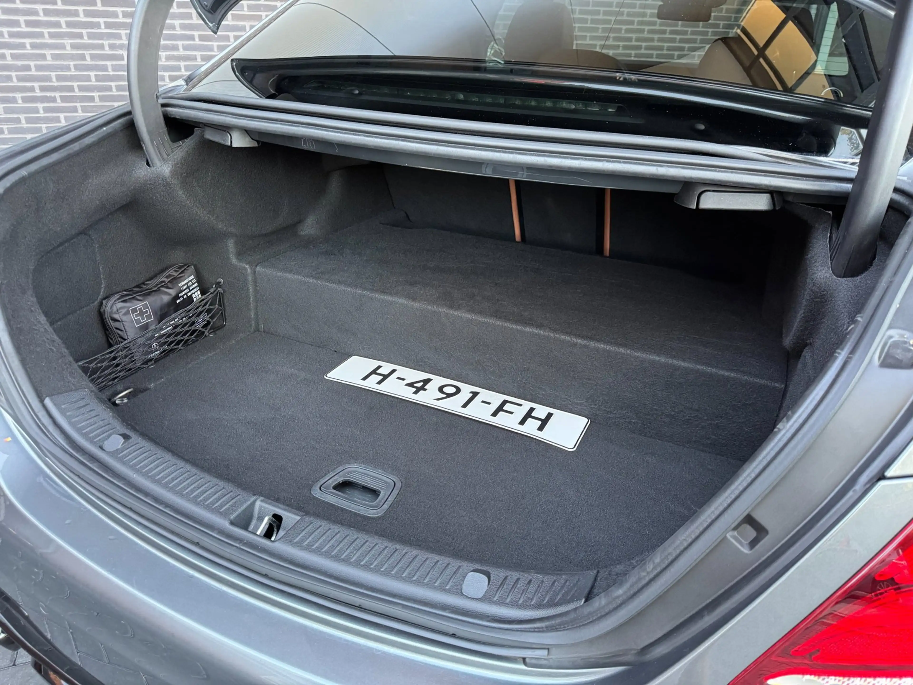 Mercedes-Benz E 300 e Business Solution AMG | Pano | 360 | Trekhaak | — photo 7