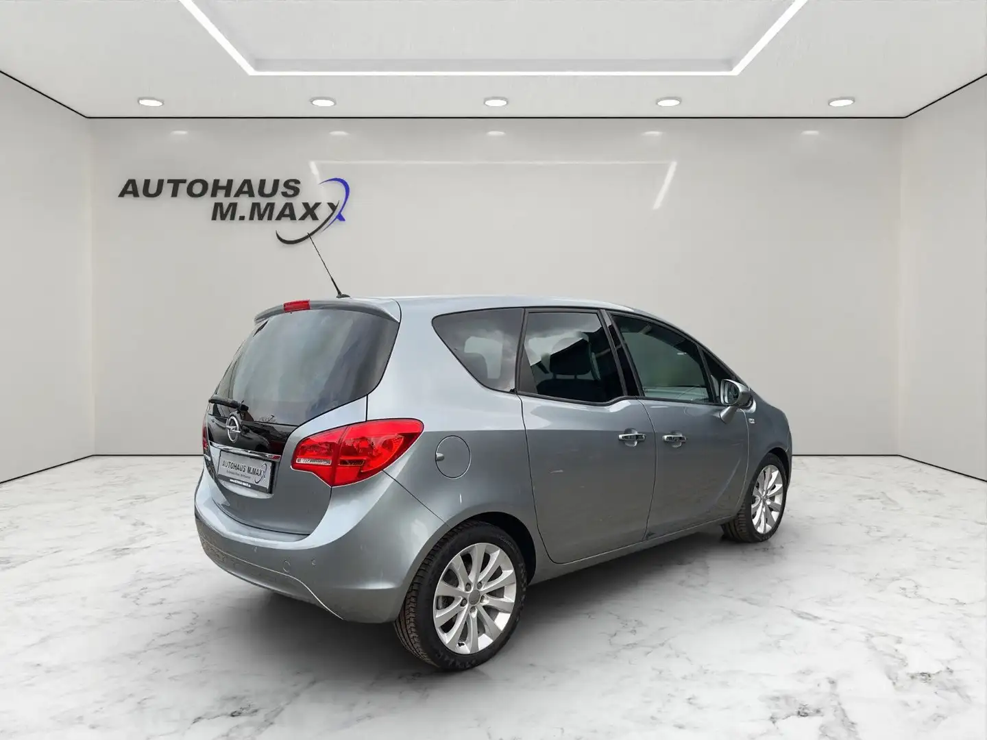 Opel Meriva B Innovation PDC AHK LED Sitzh. Tempomat Silber - 2