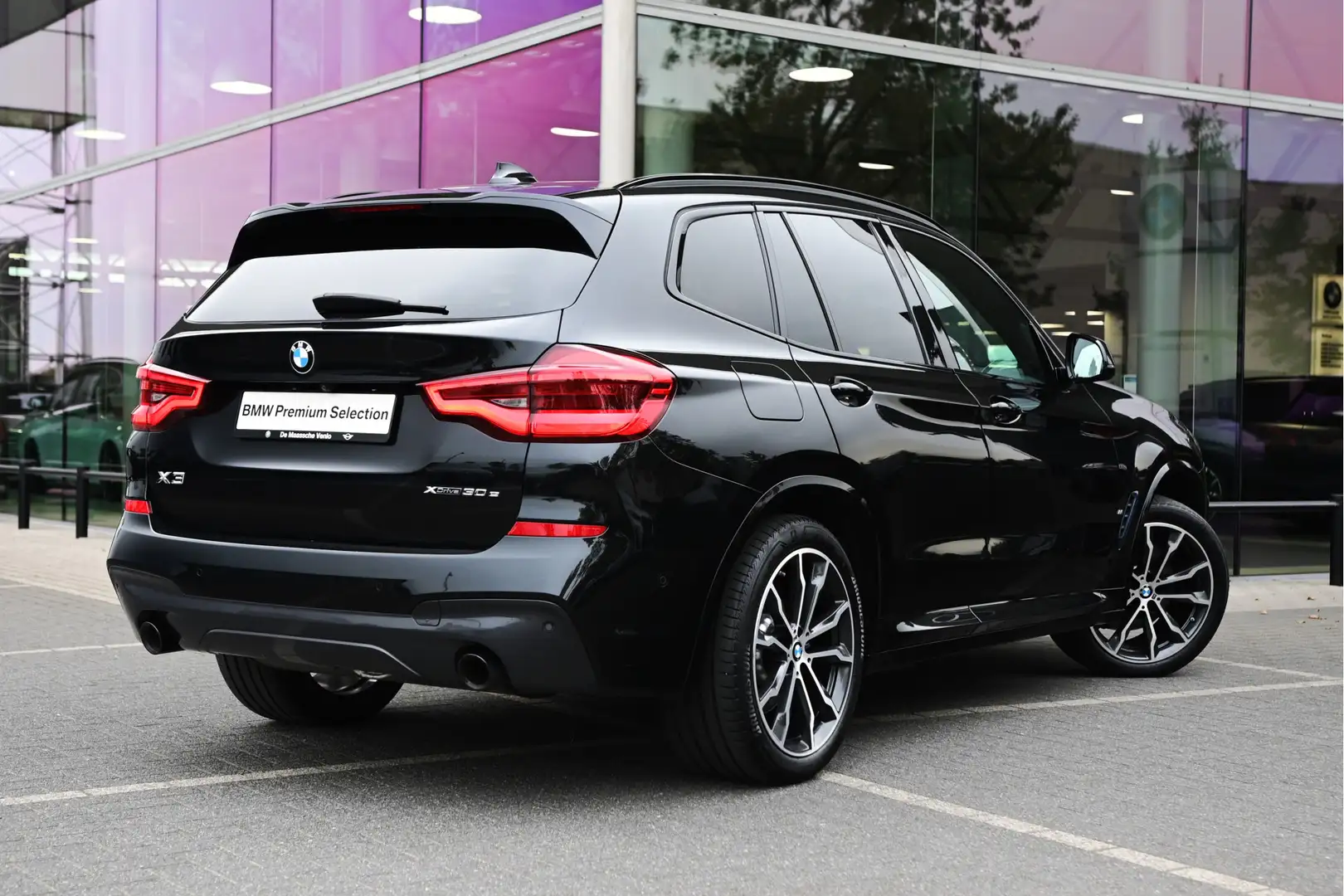 BMW X3 xDrive30e High Executive M Sport Automaat / Panora Zwart - 2