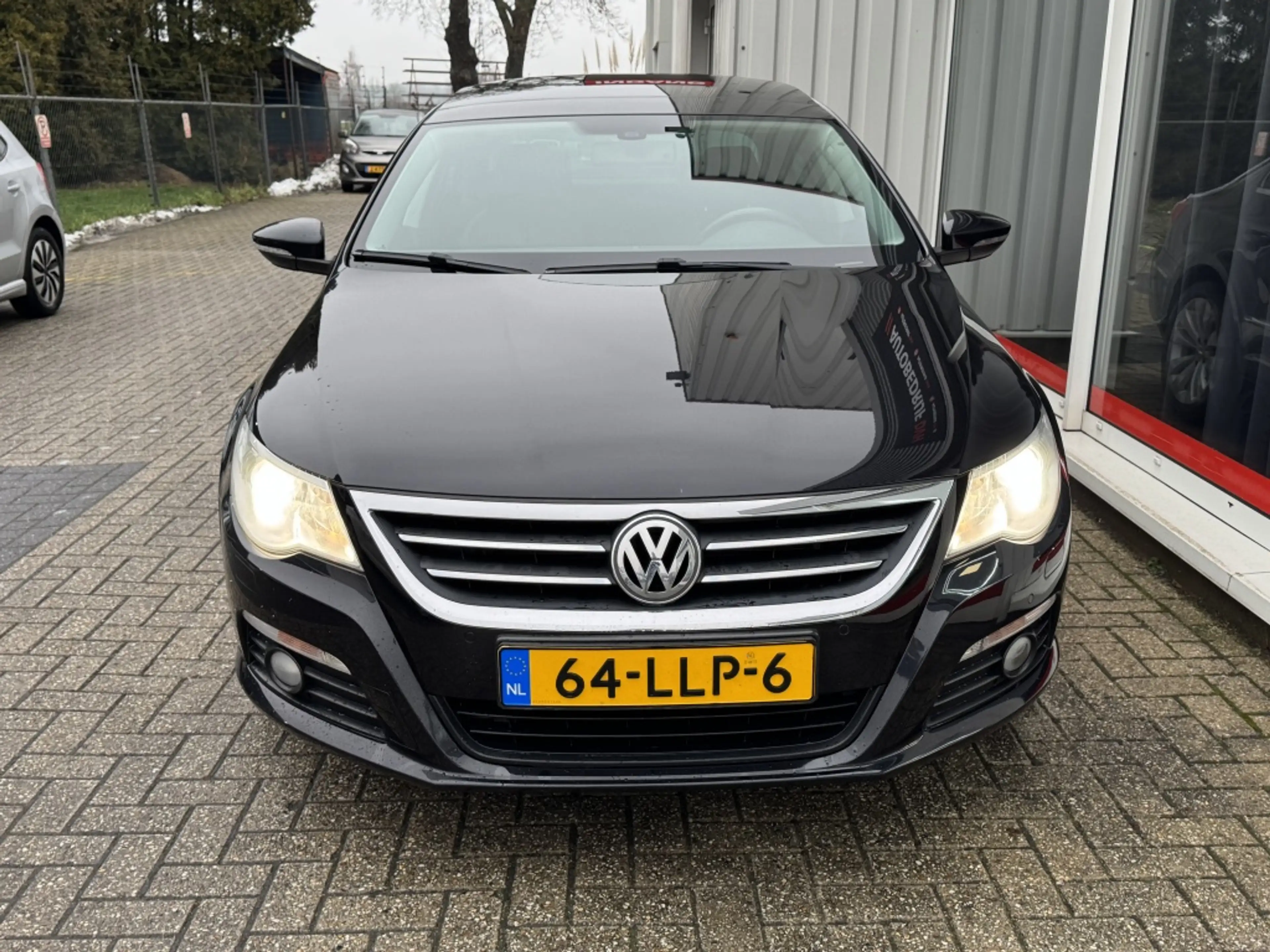Volkswagen Passat CC 1.8 TSI 4p. — photo 13