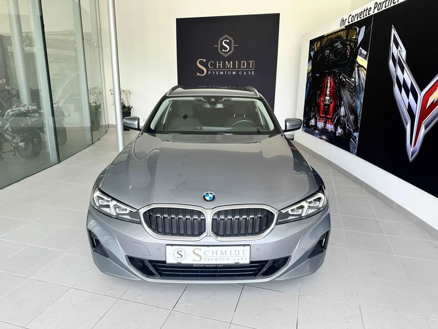 BMW 318 d Grau - 1