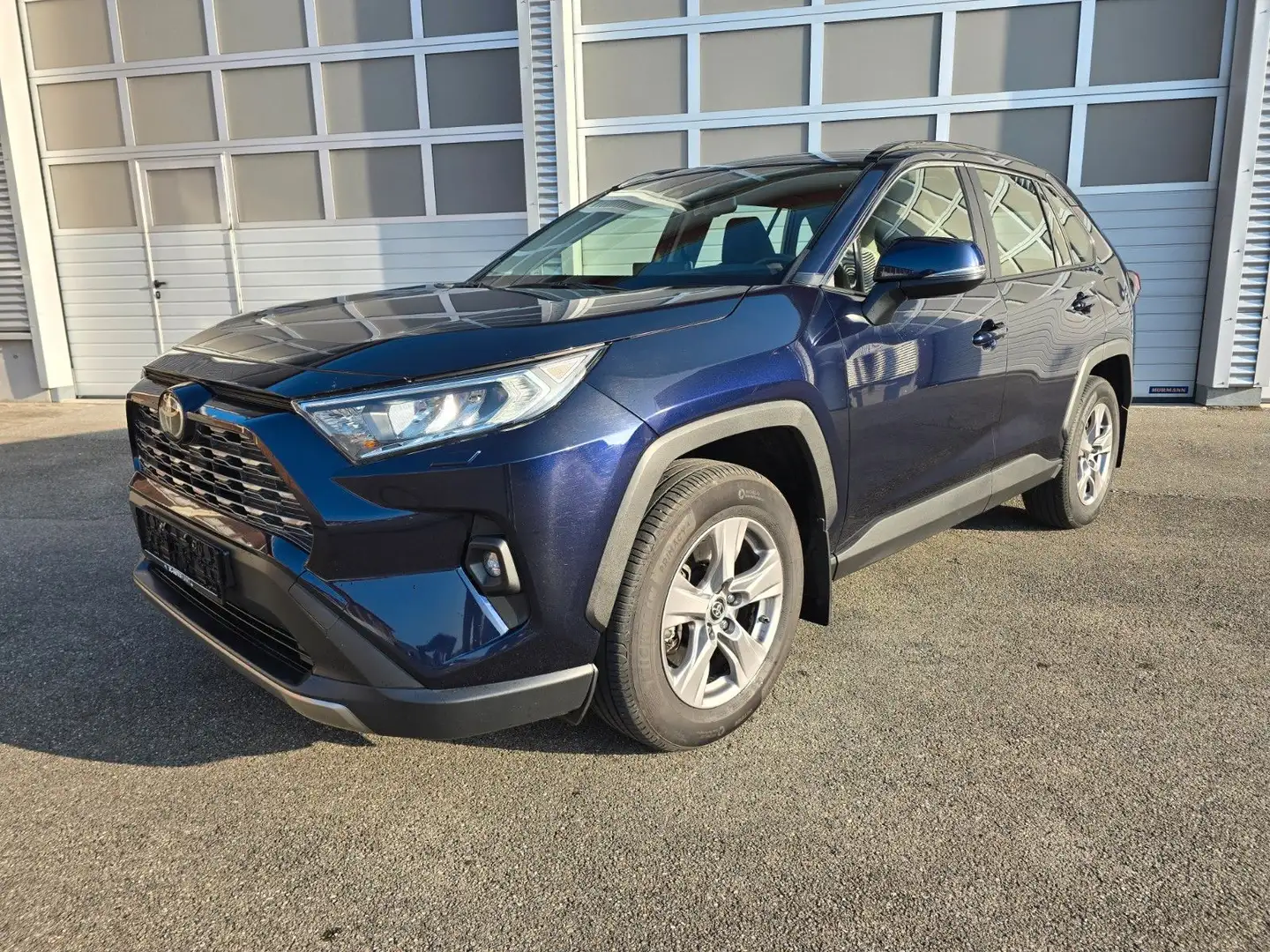 Toyota RAV 4 Comfort, ACC, LED, Virtual, 4x4 Blau - 1