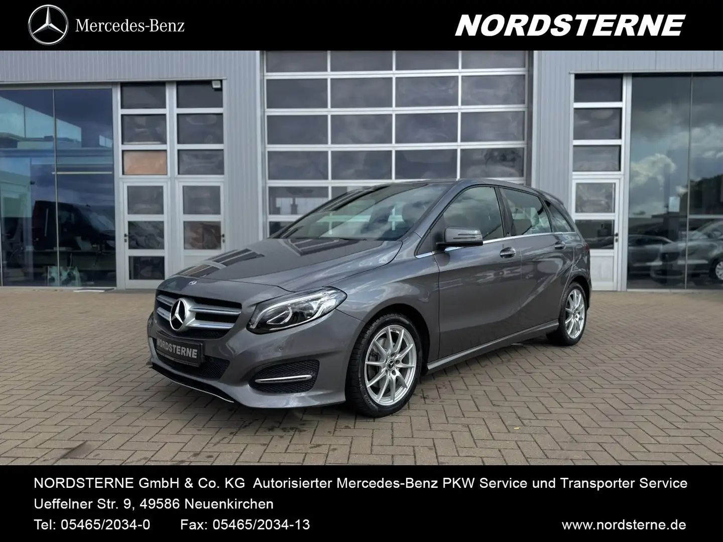 Mercedes-Benz B 180 B 180 URBAN+AHK+KAMERA+TEMPOMAT+LEDER+LED  Navi Grijs - 1