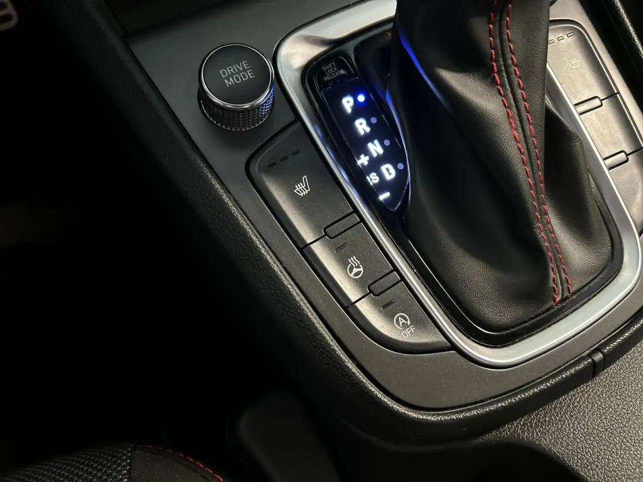 Hyundai KONA photo Hyundai KONA