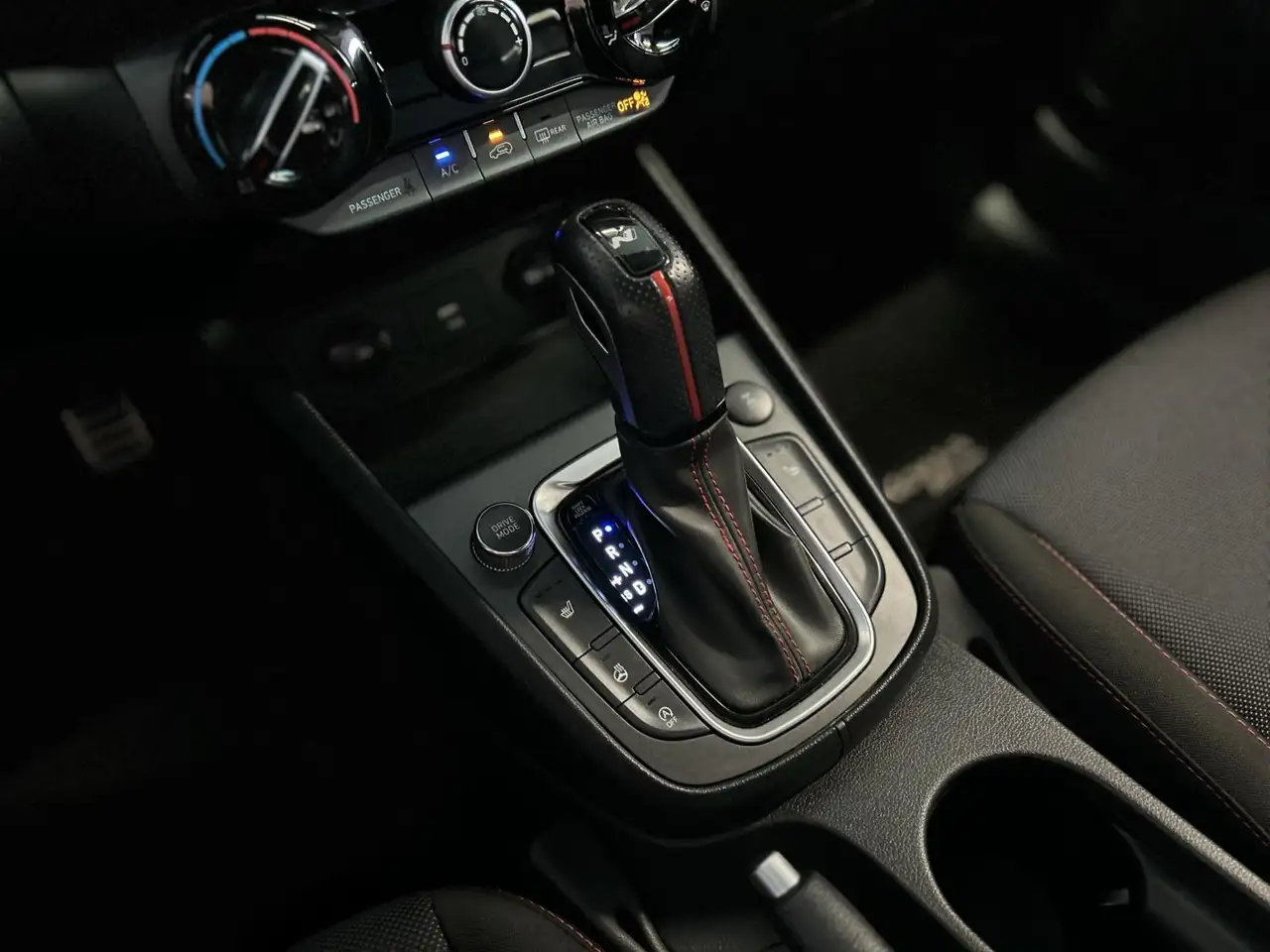 Hyundai KONA photo Hyundai KONA