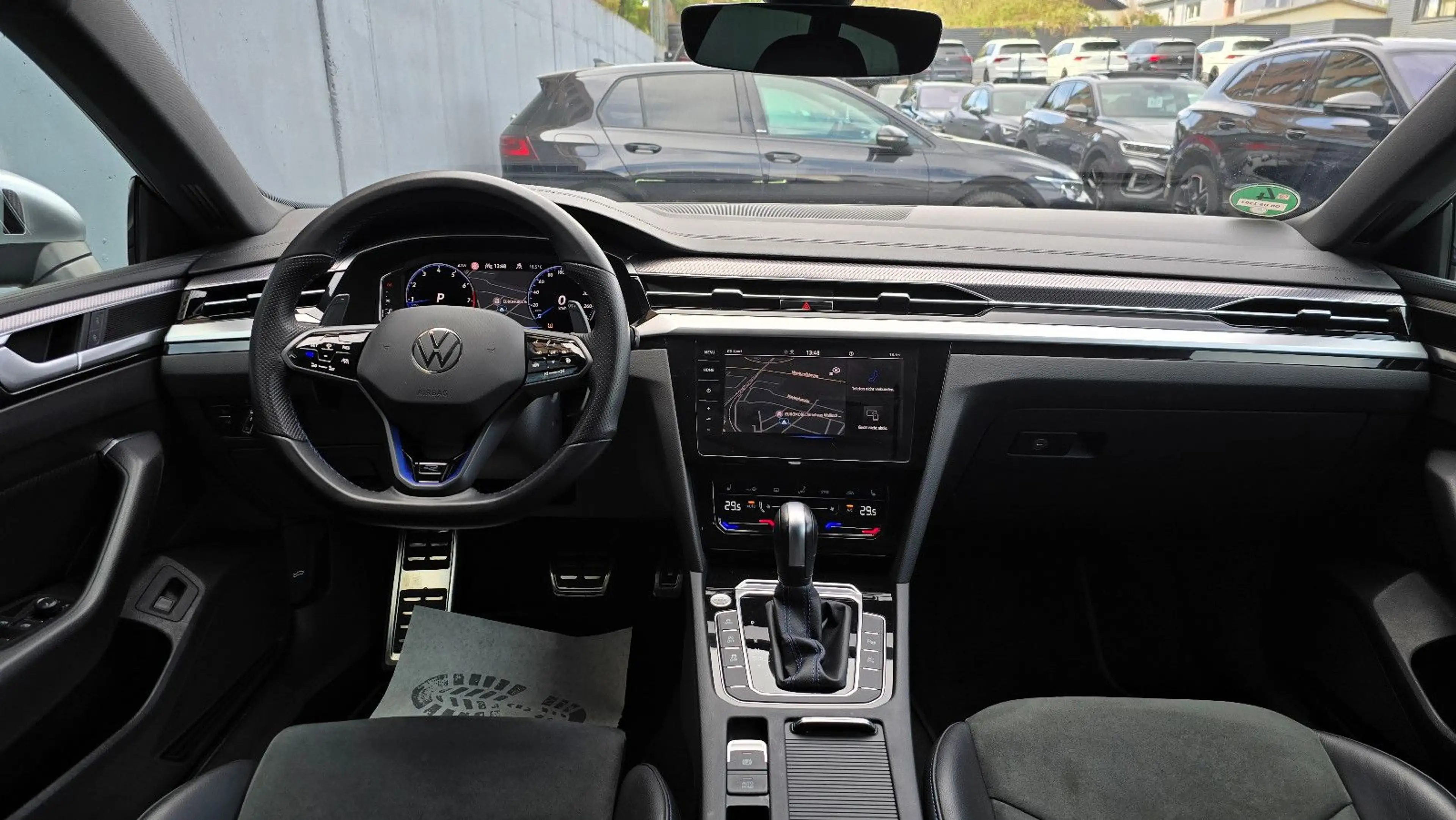 Volkswagen Arteon R 4M DSG Pano/ACC/DCC/360*/Key-less/20 — photo 5