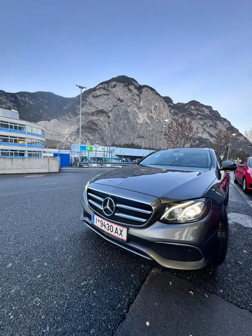 Mercedes-Benz E 200 E 200 d Aut. - 1
