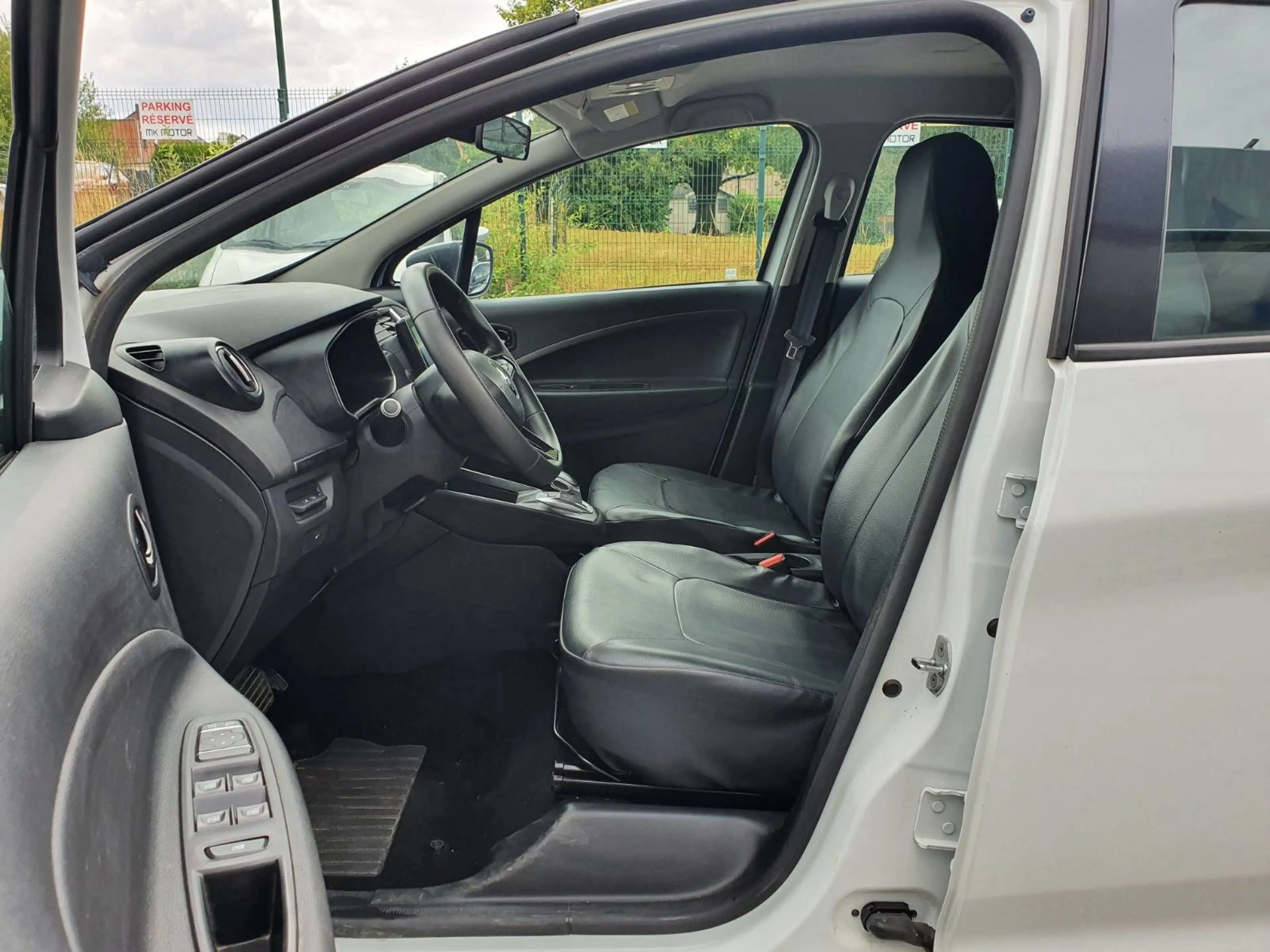 Renault ZOE 🟢ELECTRIQUE 109CV - 1ER MAIN - FULL CARNET - BOITE AUTO — photo 14