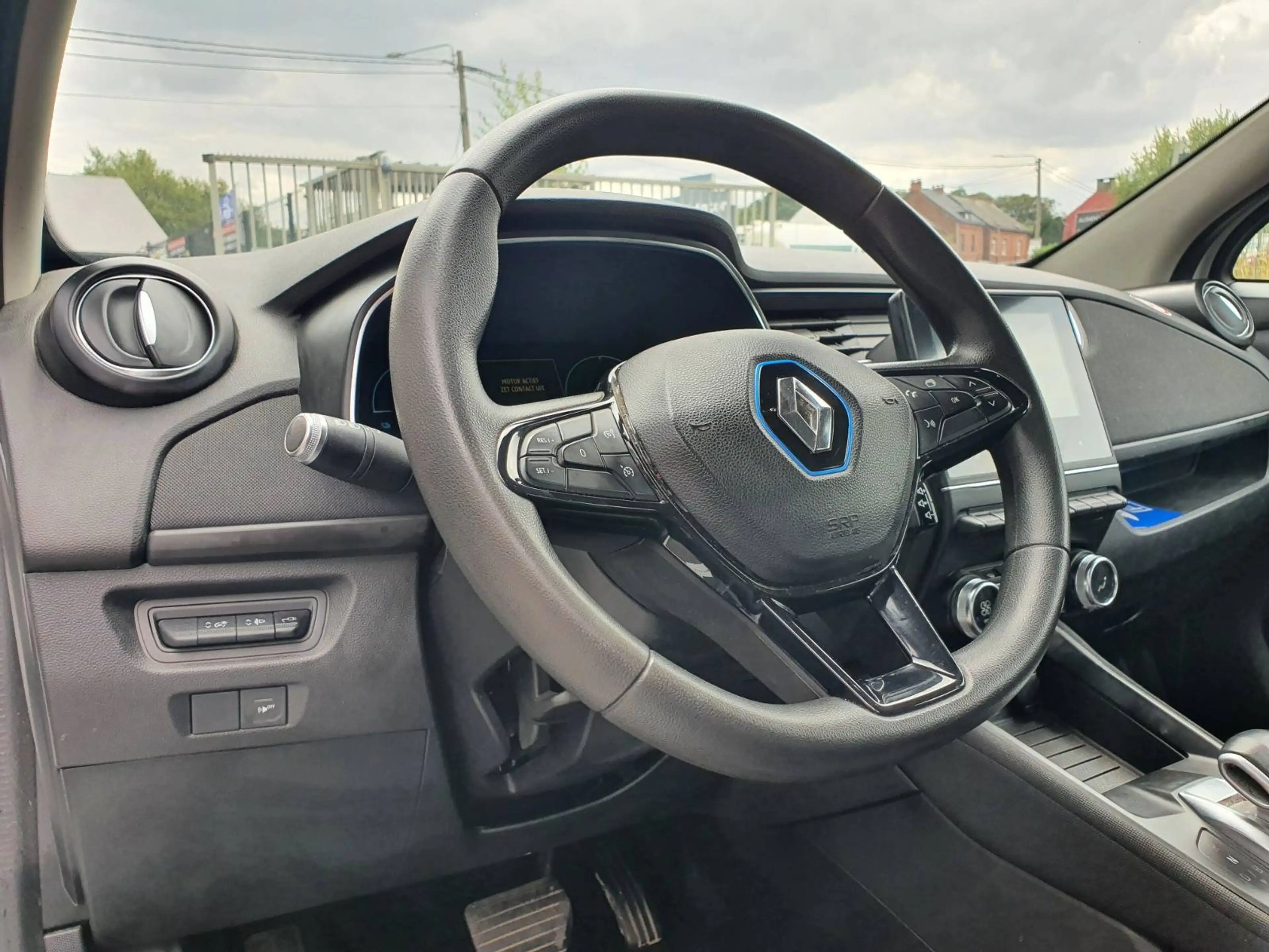 Renault ZOE 🟢ELECTRIQUE 109CV - 1ER MAIN - FULL CARNET - BOITE AUTO — photo 6
