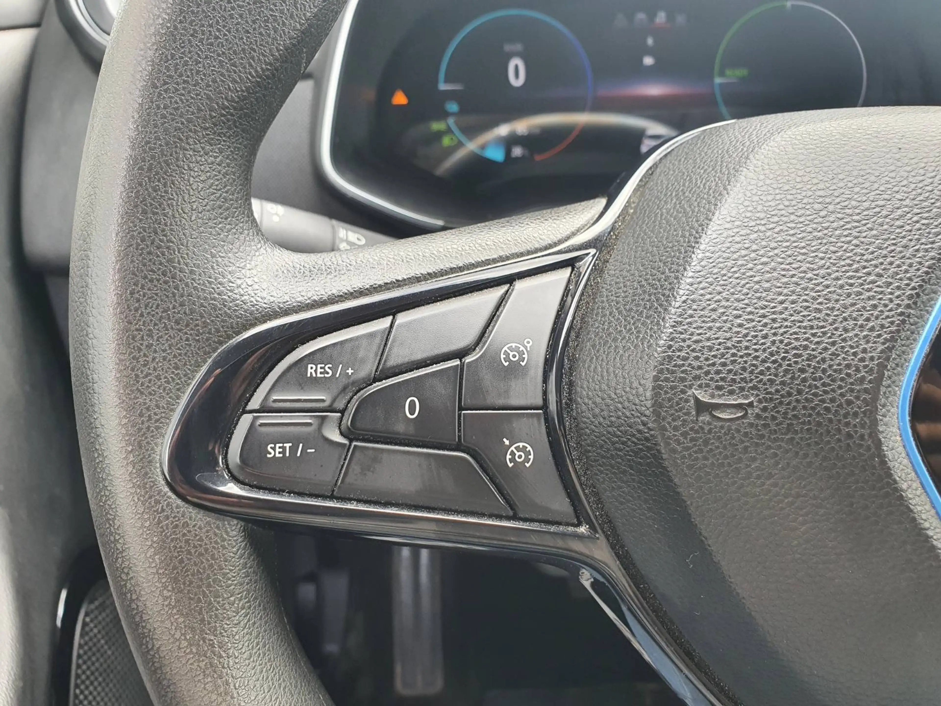 Renault ZOE 🟢ELECTRIQUE 109CV - 1ER MAIN - FULL CARNET - BOITE AUTO — photo 12