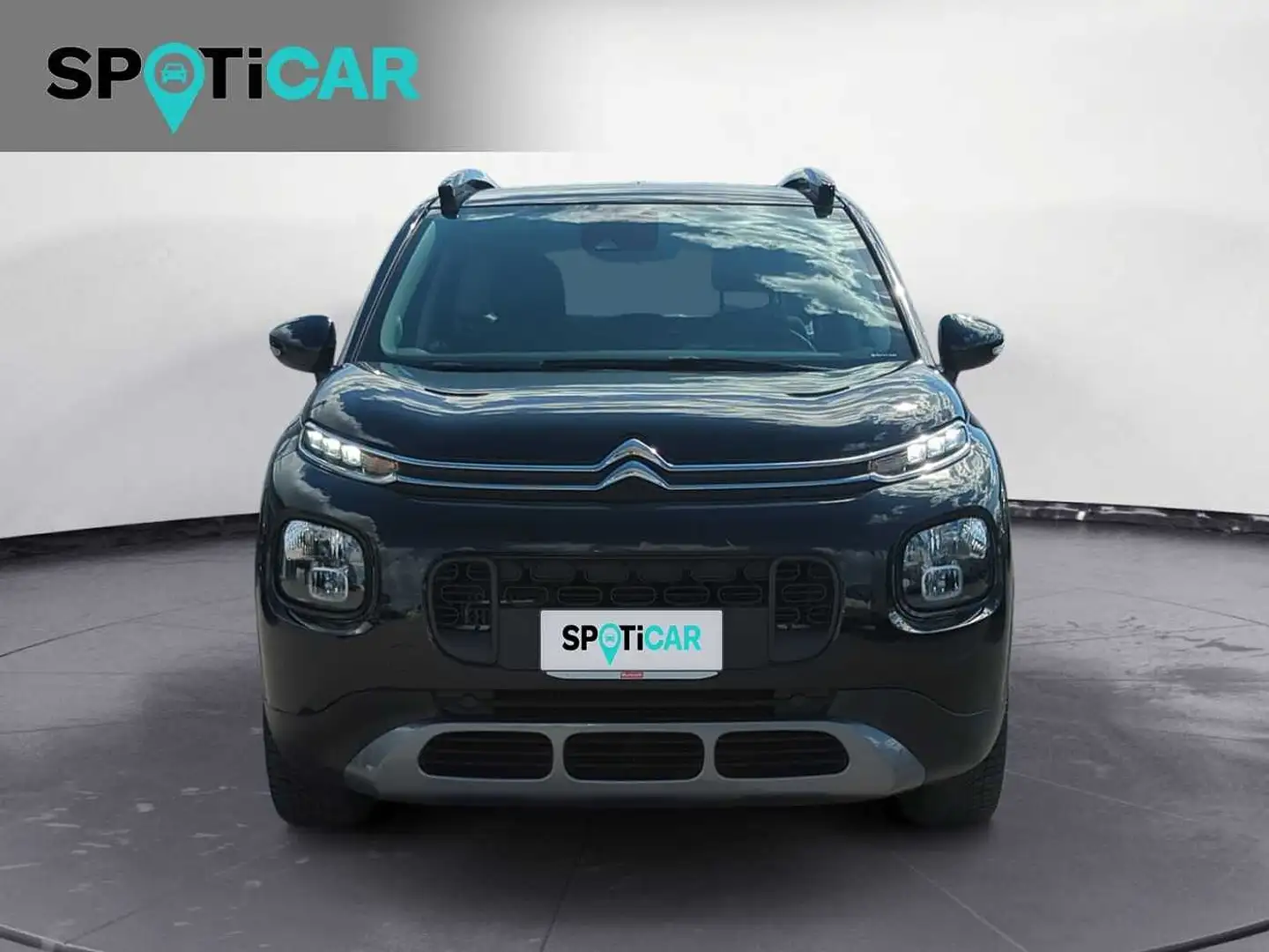 Citroen C3 Aircross PureTech 110 S&S Feel Zwart - 2