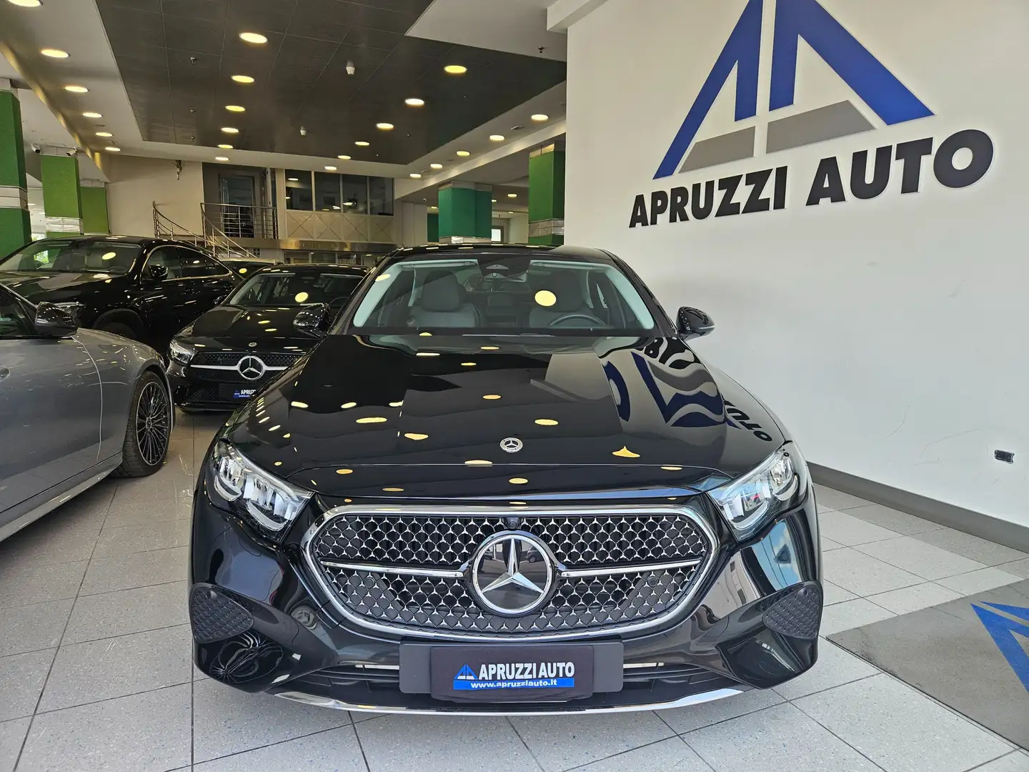 Mercedes-Benz E 220 E 220 d Advanced auto RETROCAMERA NAVI SENSORI Nero - 2