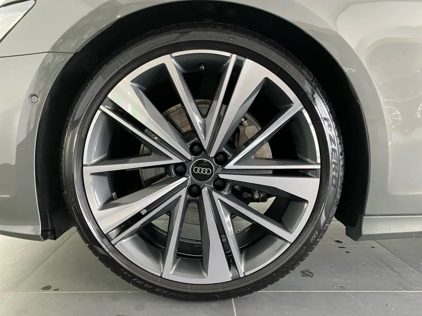 Audi A6 Avant 45 TFSI quattro S line MATRIX+HUD+STHZG Grau - 2