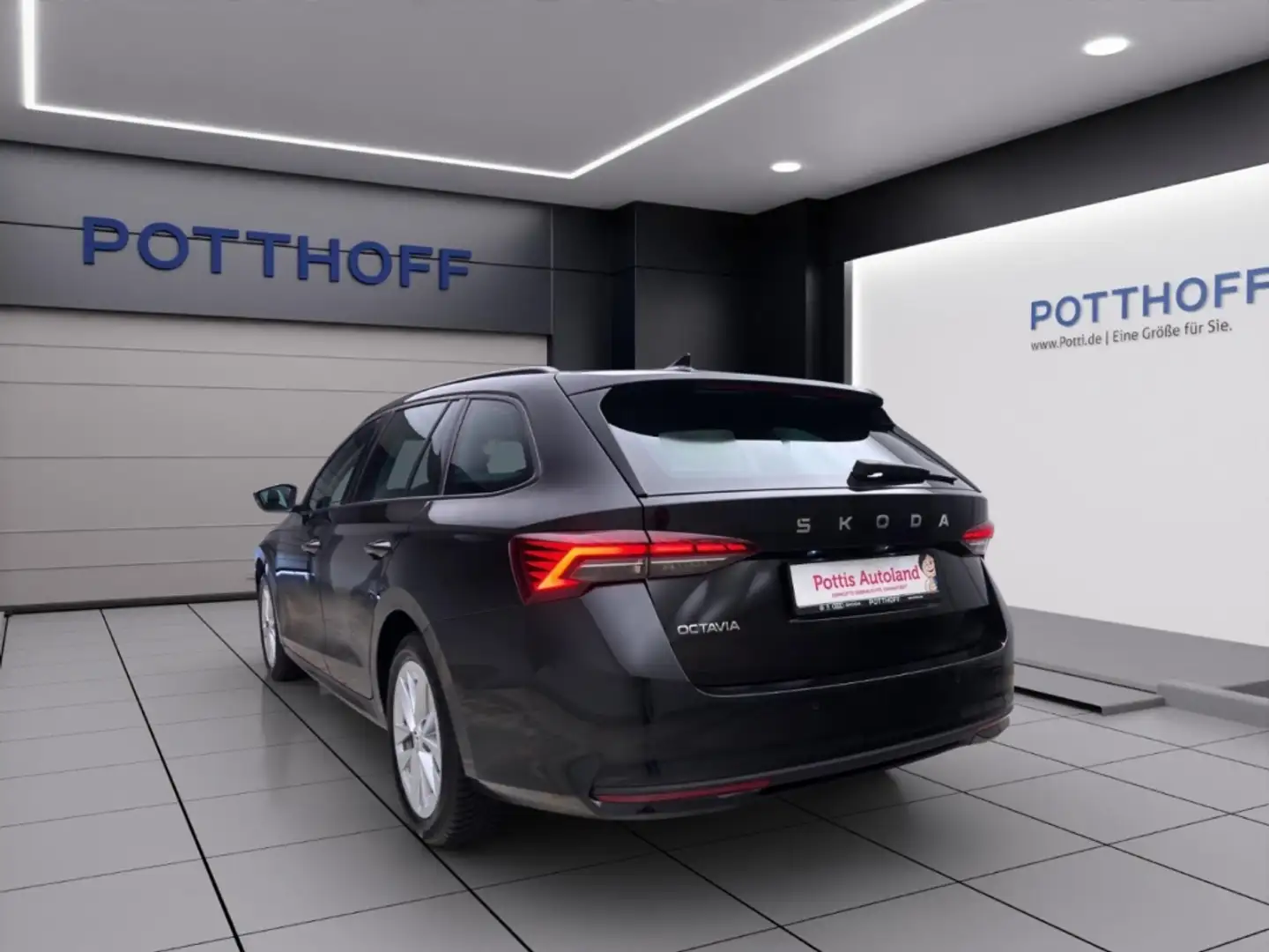 Skoda Octavia Combi 1.5 eTSI DSG SELECTION NAVI KLIMA ACC PDC Schwarz - 2