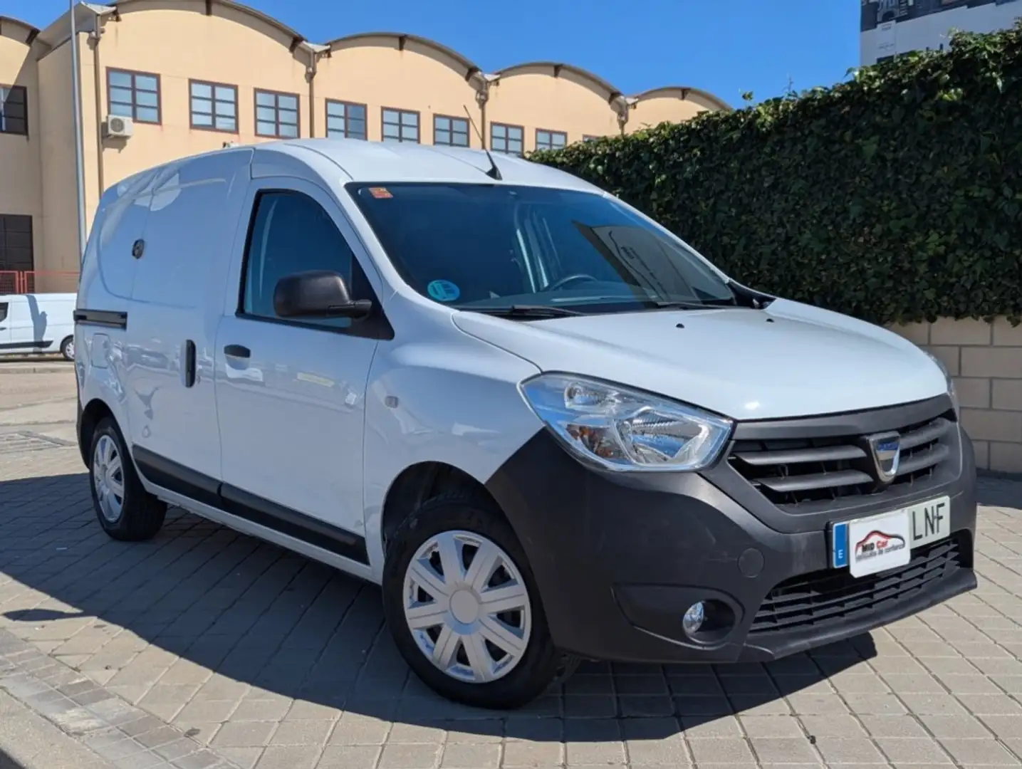 Dacia Dokker Comercial Van 1.6 GLP Essential 80kW Blanco - 1