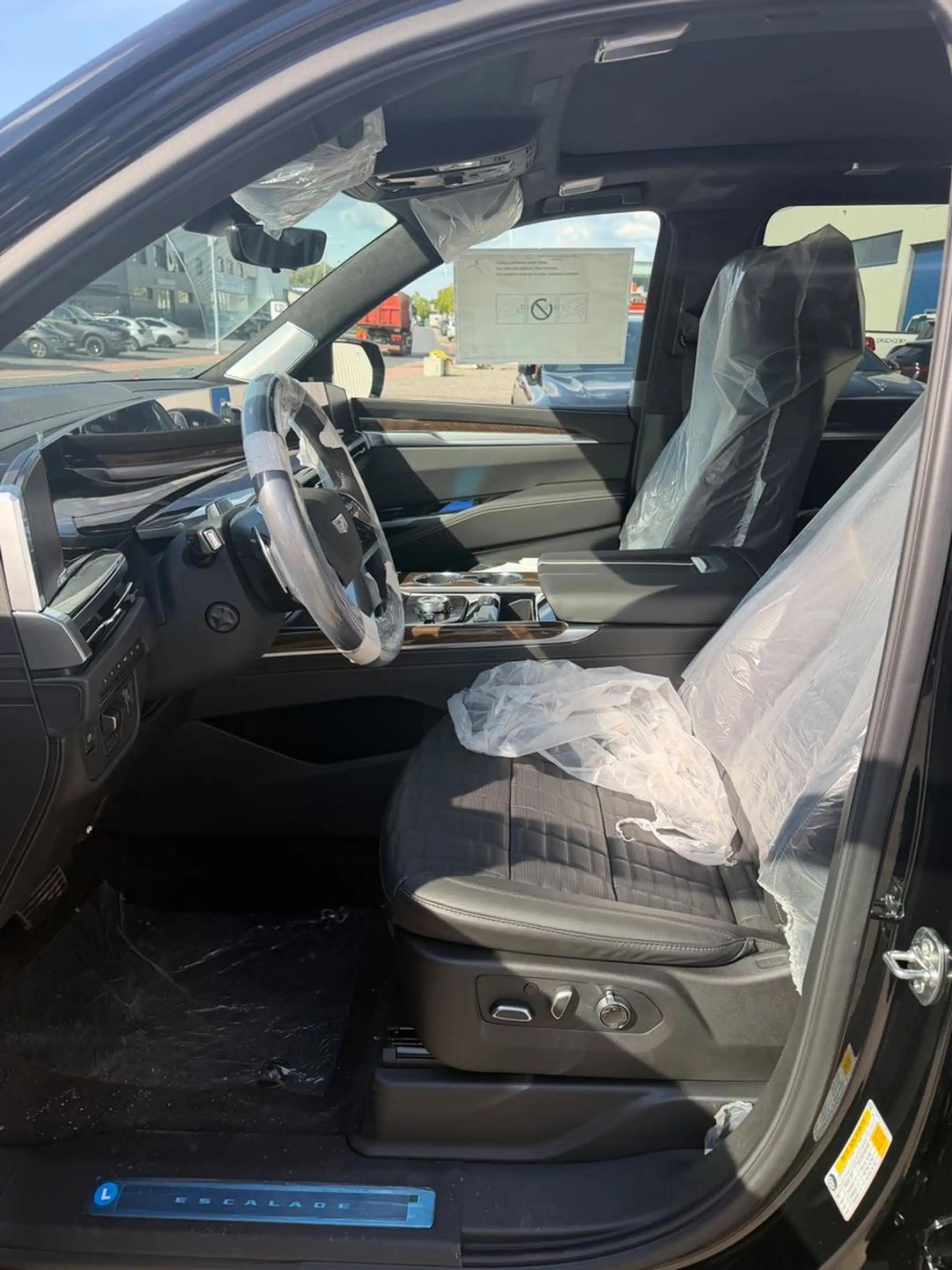 Cadillac Escalade 6.2 ESV 4WD Sport Platinum Prod.2026 — photo 9