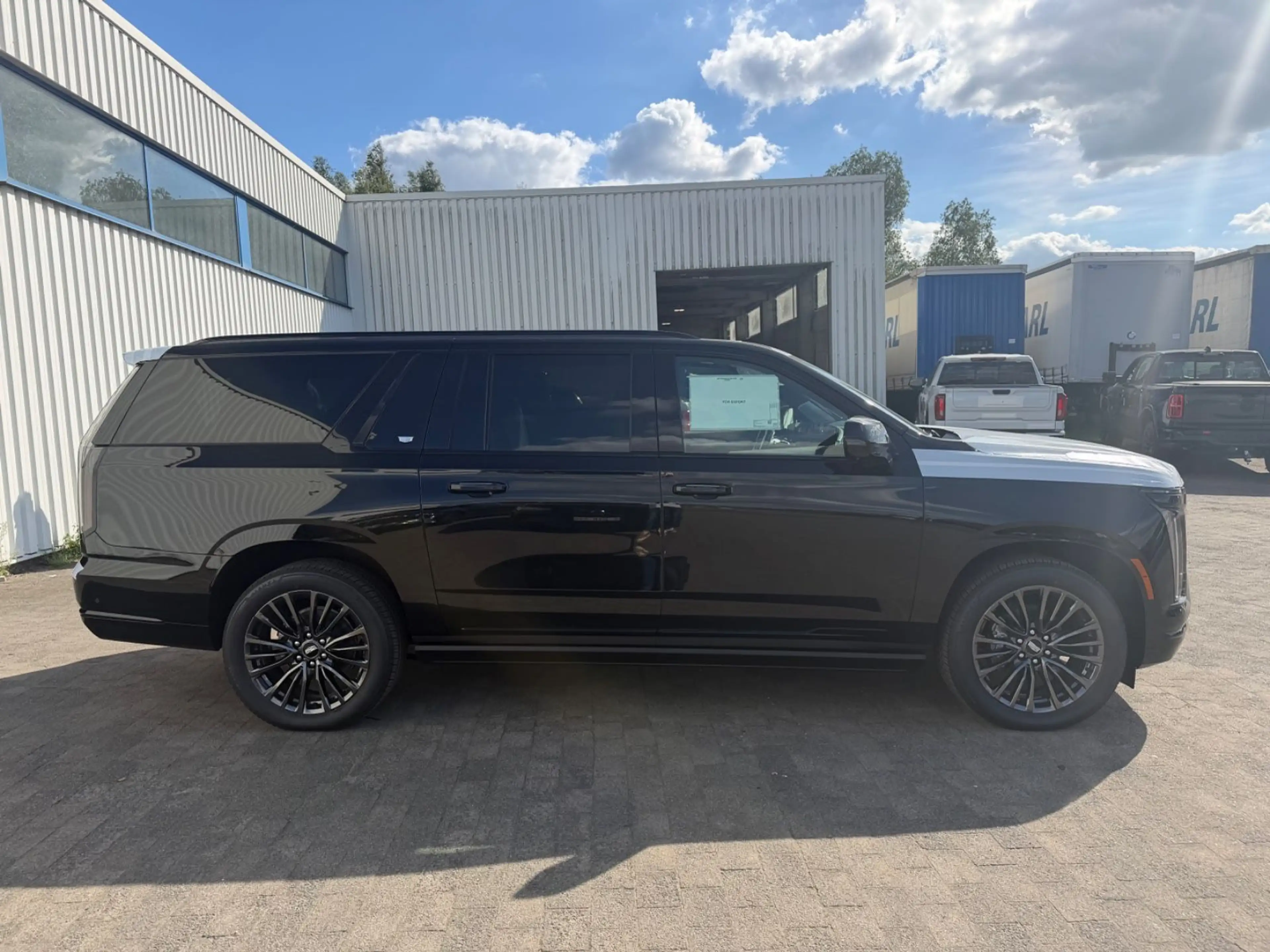 Cadillac Escalade 6.2 ESV 4WD Sport Platinum Prod.2026 — photo 7