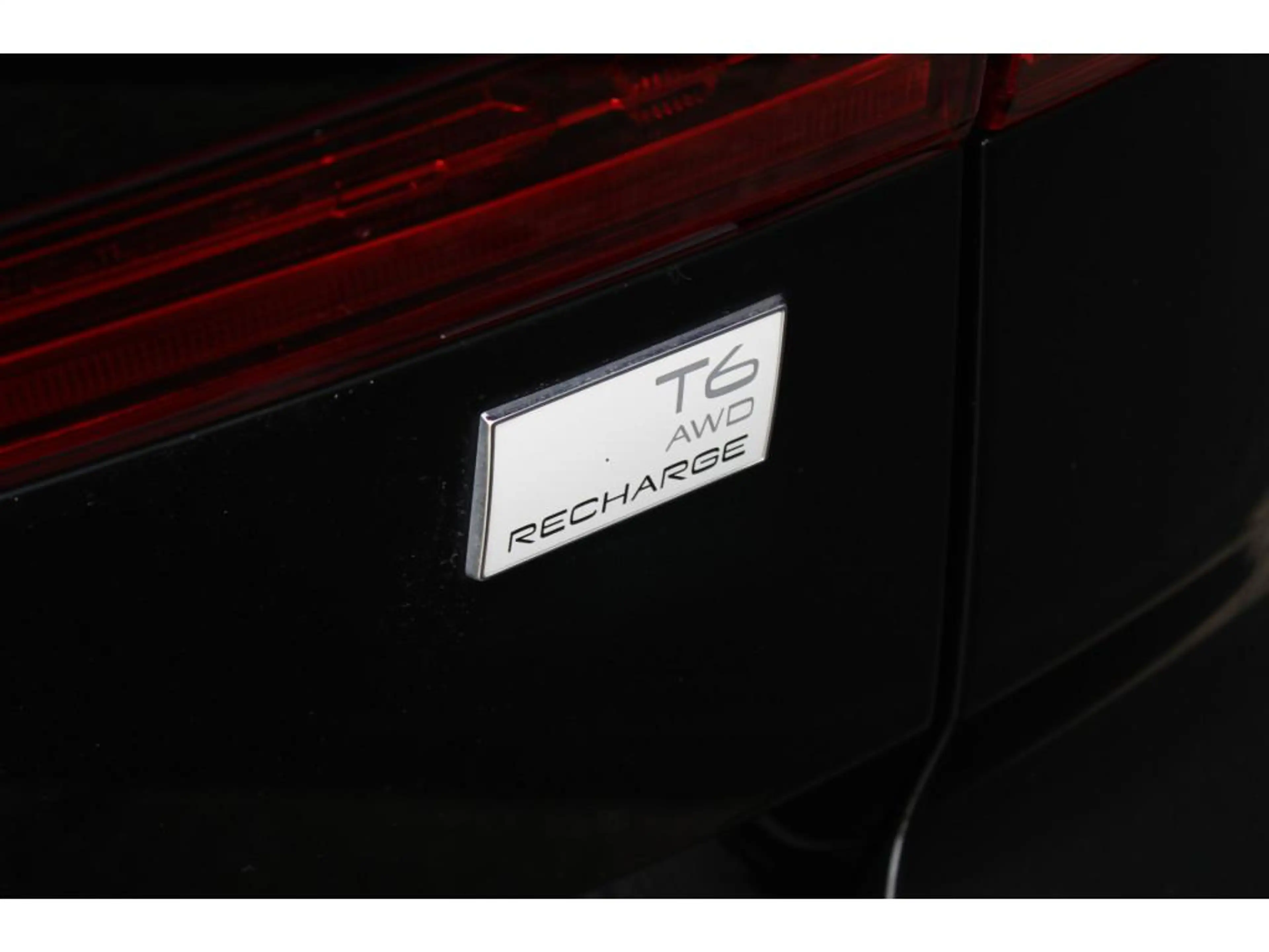 Volvo XC60 2.0 T6 Plug-in hybrid AWD Core Bright | Incl. 12 m — photo 12
