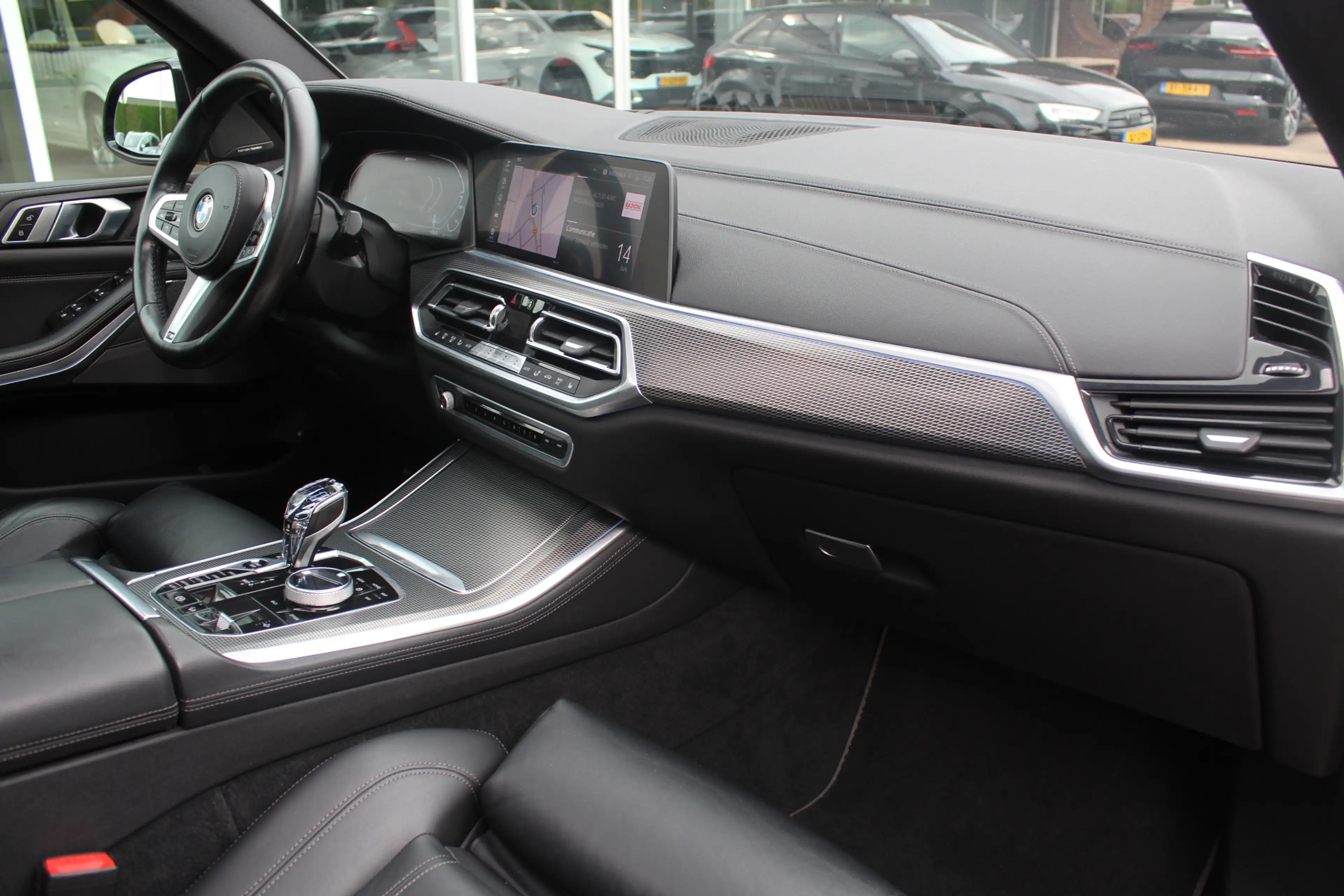 BMW X5 xDrive45e High Exe. M Sport / SOH 91,2% / Panorama — photo 14