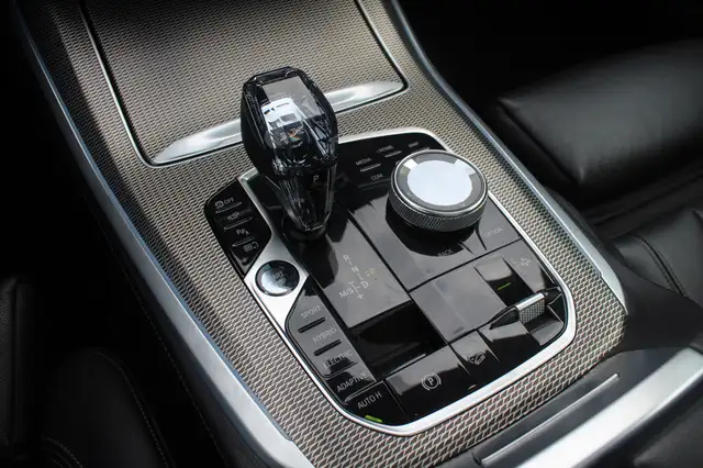 BMW X5 view 30
