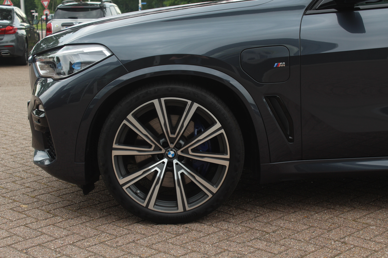 BMW X5 xDrive45e High Exe. M Sport / SOH 91,2% / Panorama — photo 15