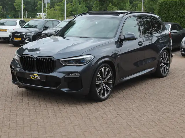 BMW X5 view 7