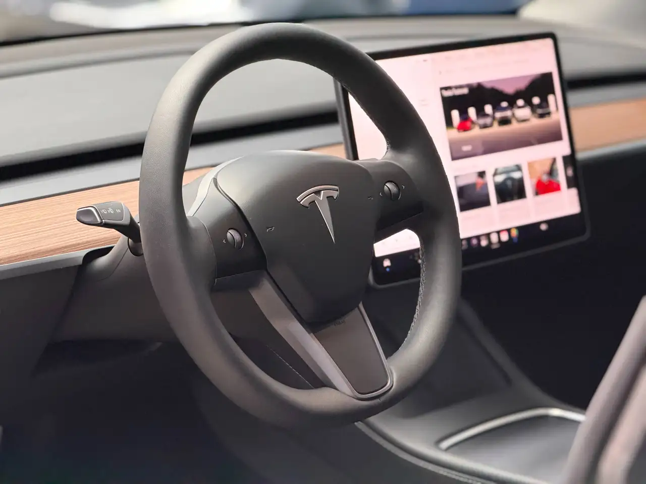 Tesla Model Y HARDWARE 4 RWD HIGHWAY AUTOPILOT, миниатюра 9