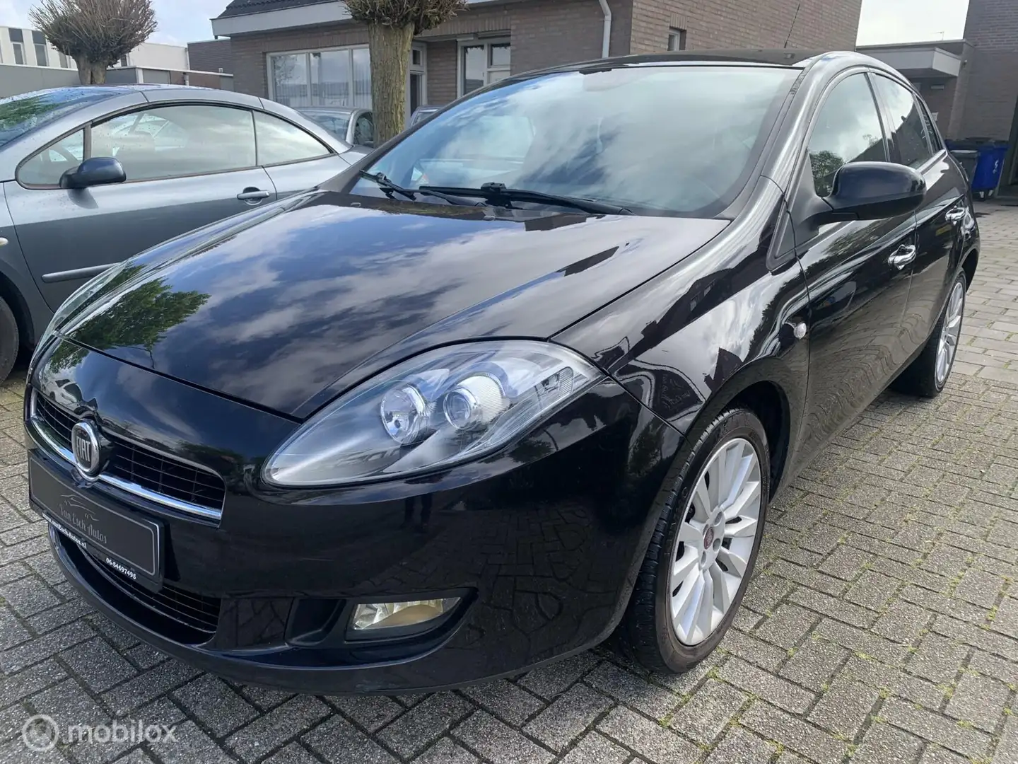 Fiat Bravo 1.6 MultiJet Business 214.DKM AIRCO CRUISE Noir - 1