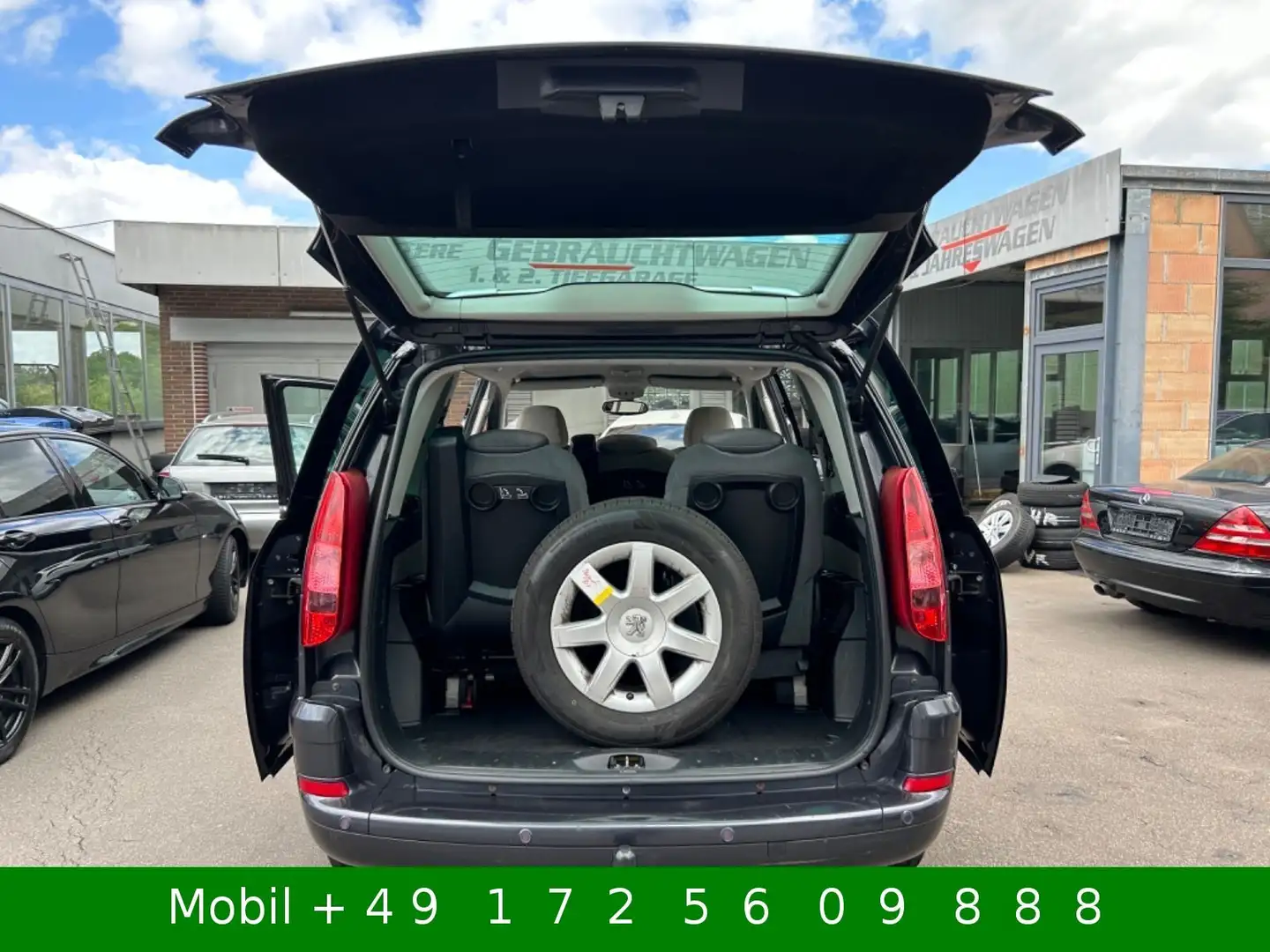 Peugeot 807 Premium HDI 7 Sitzer el.Türen AHK Gris - 1