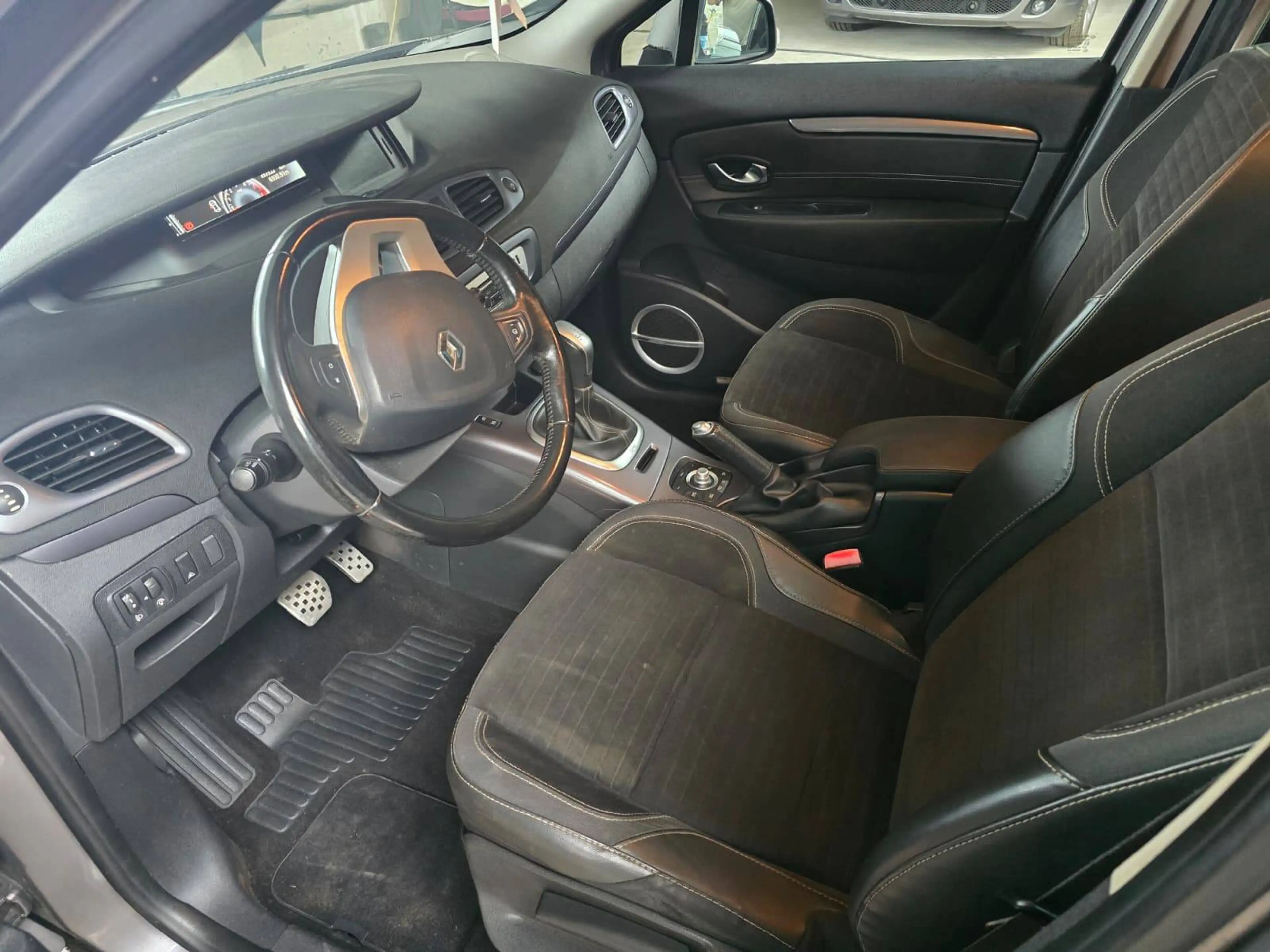 Renault Scenic ✅ Scenic 1.5 dCi Bose Edition EDC — photo 8
