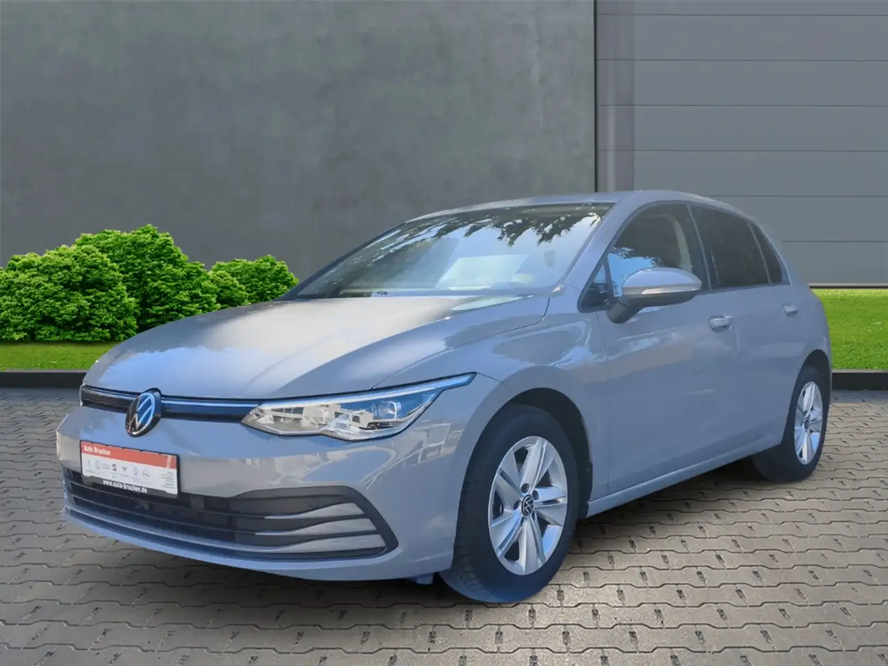 Volkswagen Golf VIII Life+Alufelgen+Navi+Klimaautomatik+Sitzheizg. 2