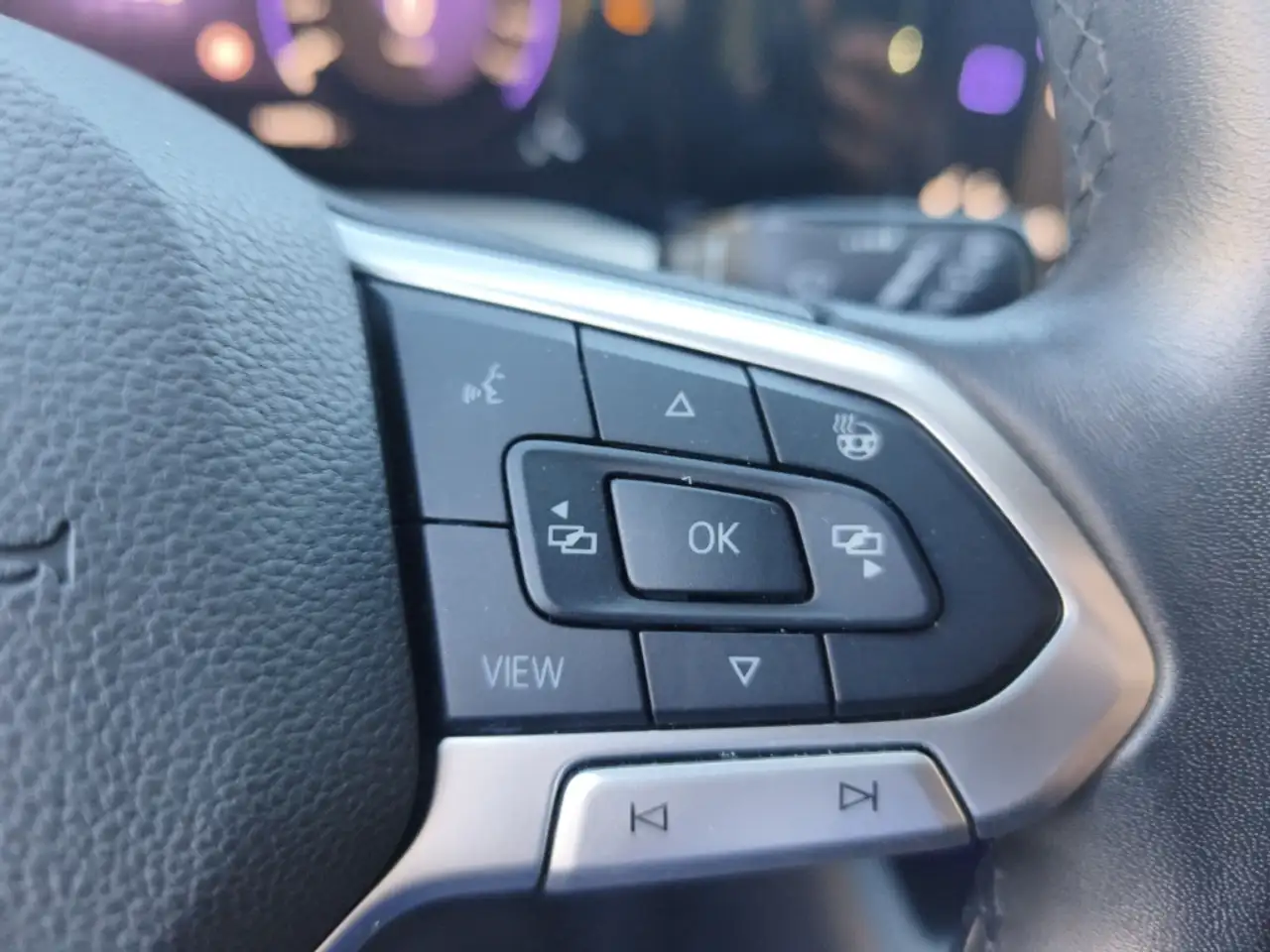 Volkswagen Golf VIII Life+Alufelgen+Navi+Klimaautomatik+Sitzheizg. 15