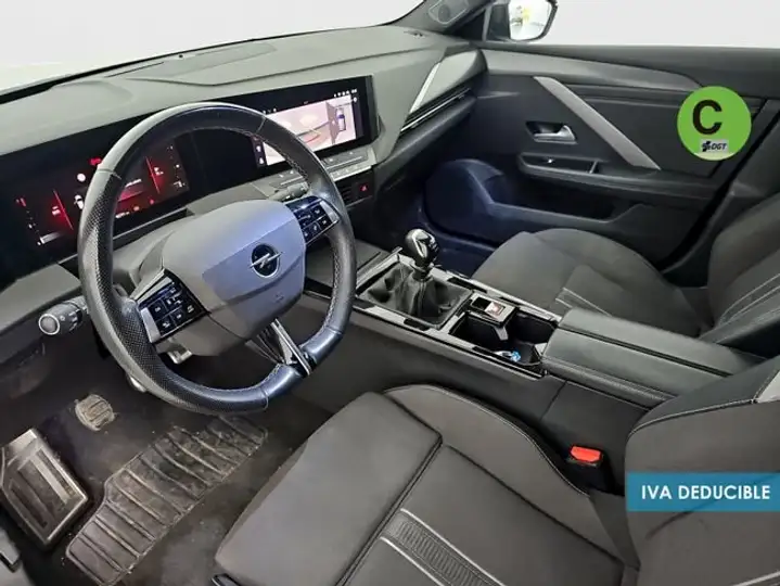 Opel Astra 2023, foto 14