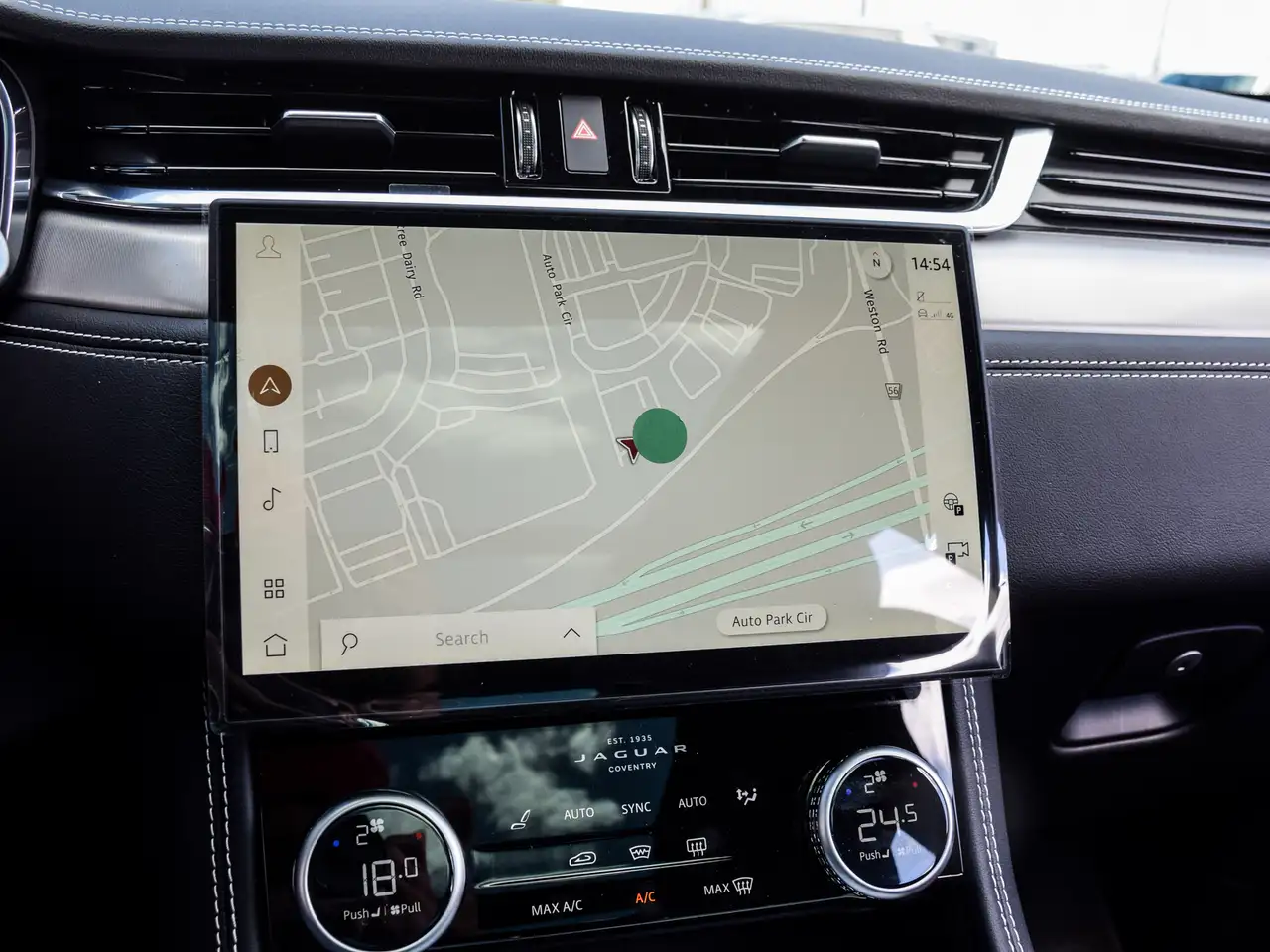 Jaguar F-Pace снимка Jaguar F-Pace