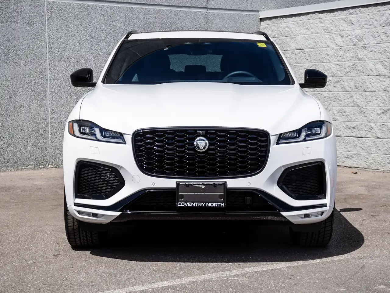 Jaguar F-Pace снимка Jaguar F-Pace