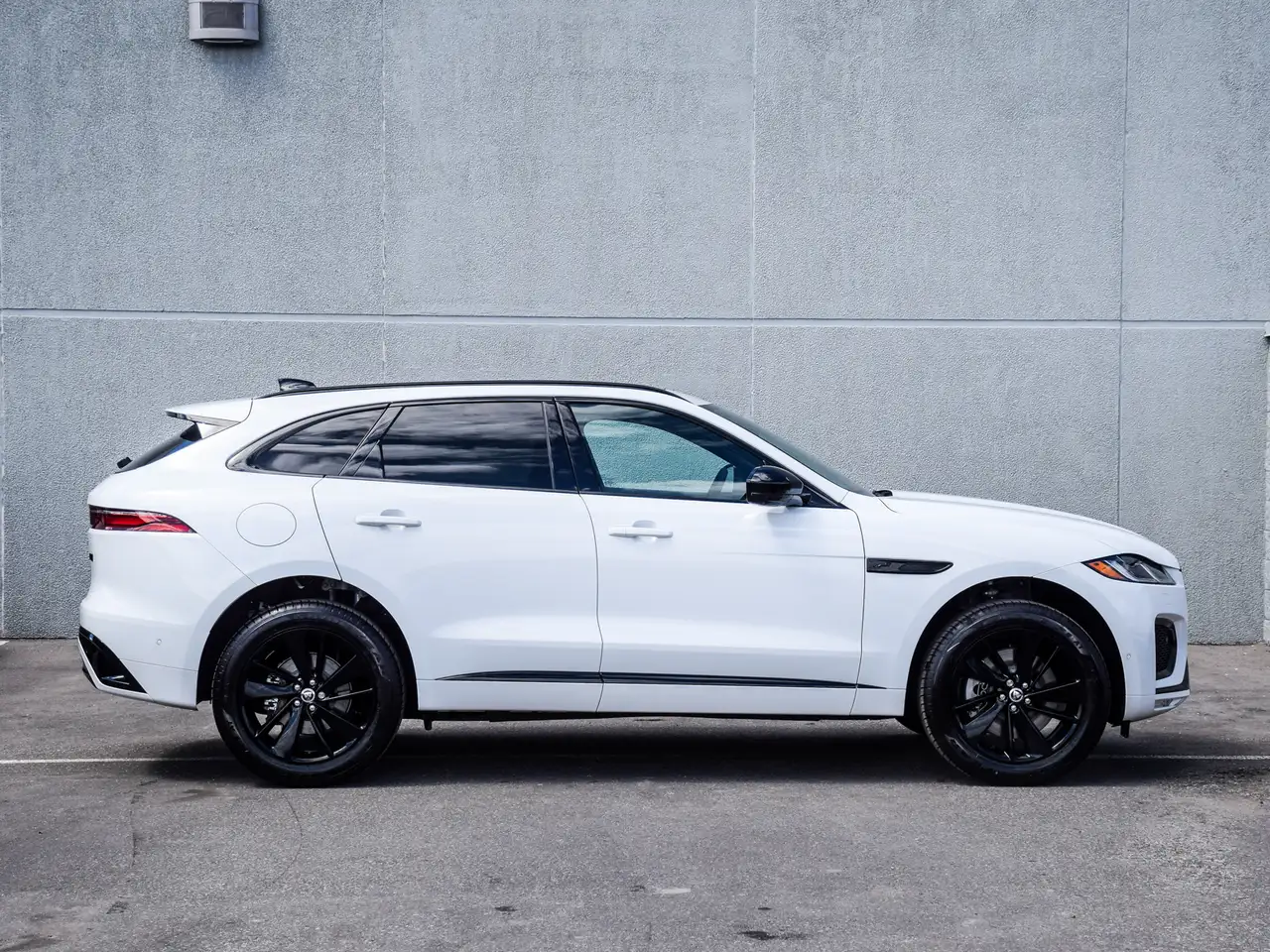 Jaguar F-Pace снимка Jaguar F-Pace