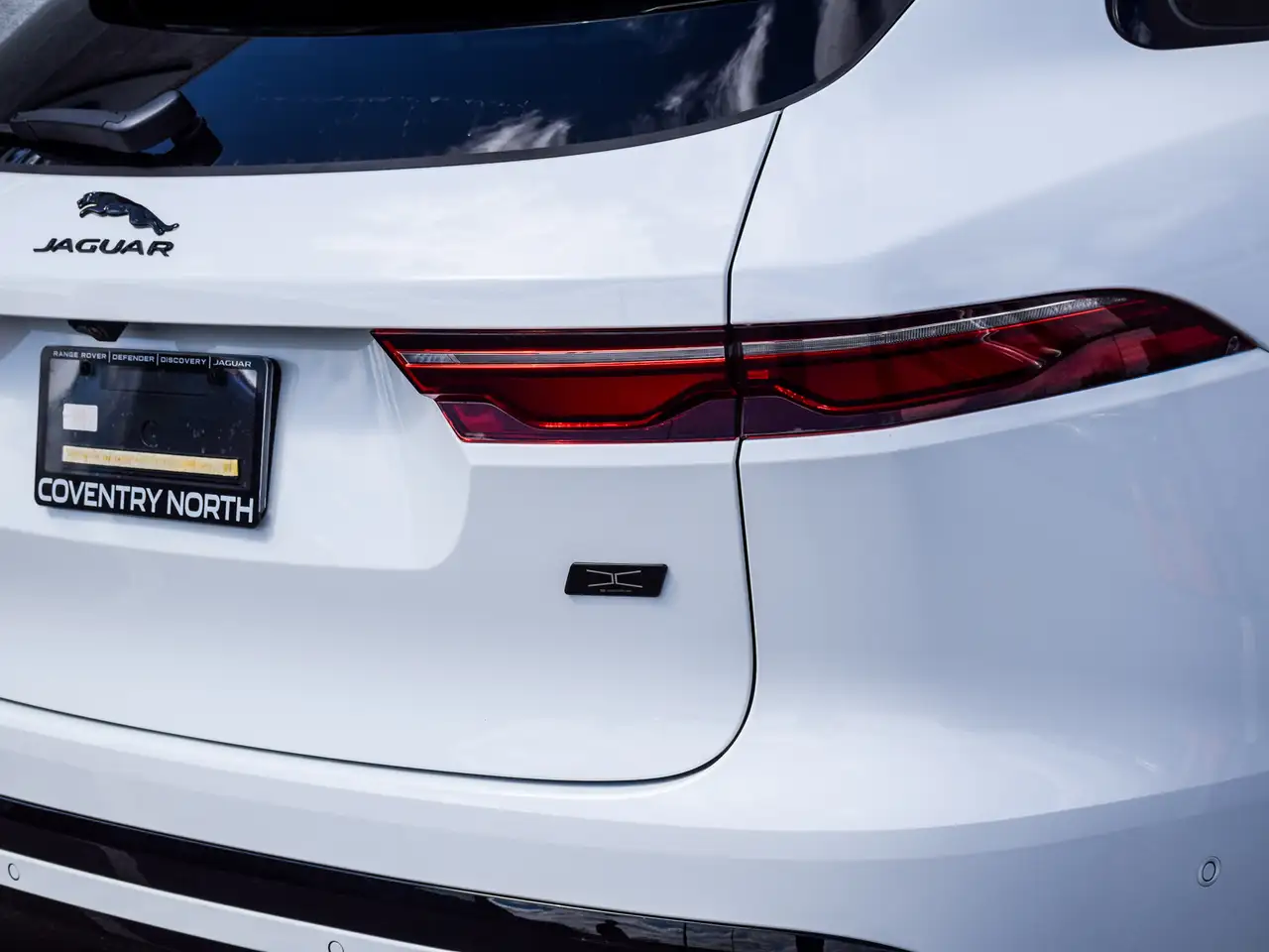 Jaguar F-Pace снимка Jaguar F-Pace