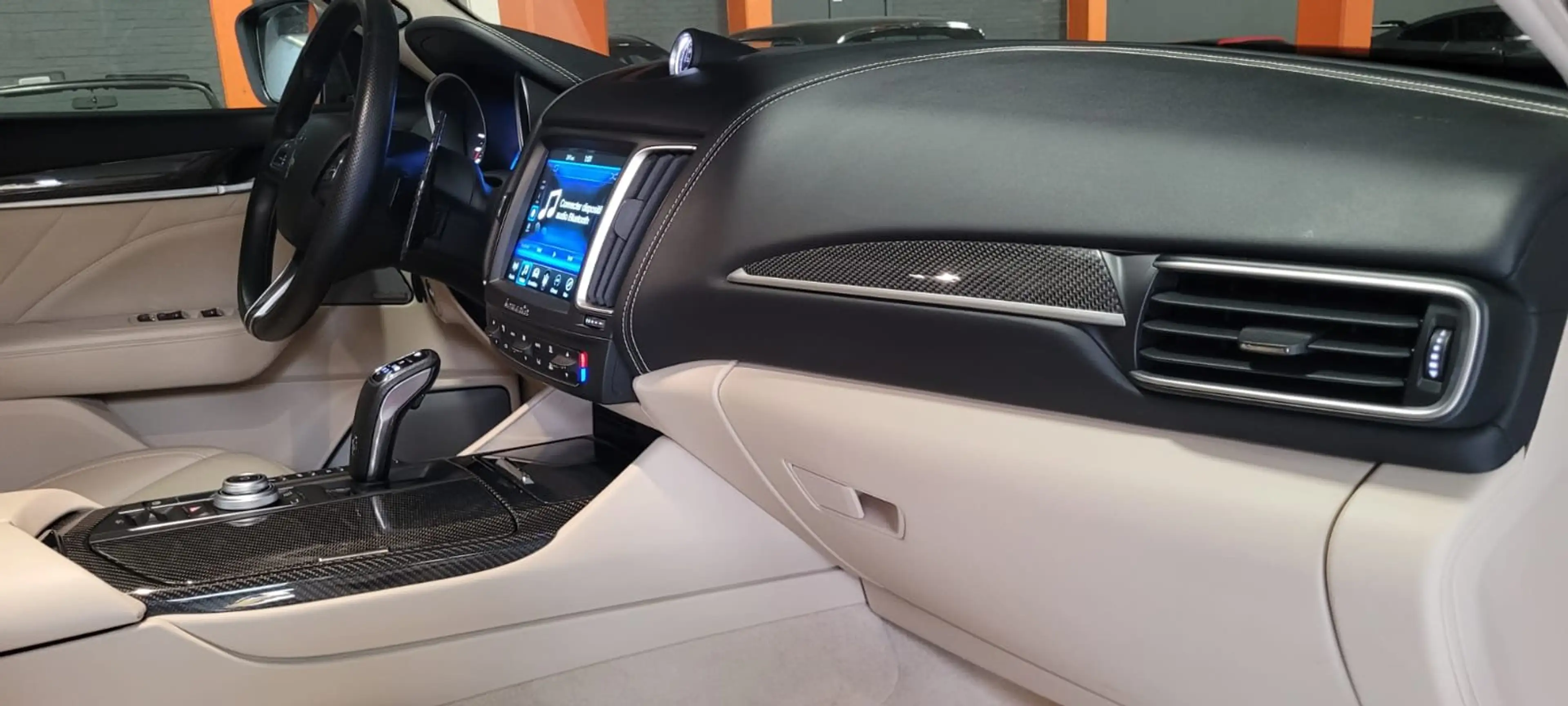 Maserati Levante Levante 3.0 V6 Bi-Turbo 430 S Q4 — photo 13