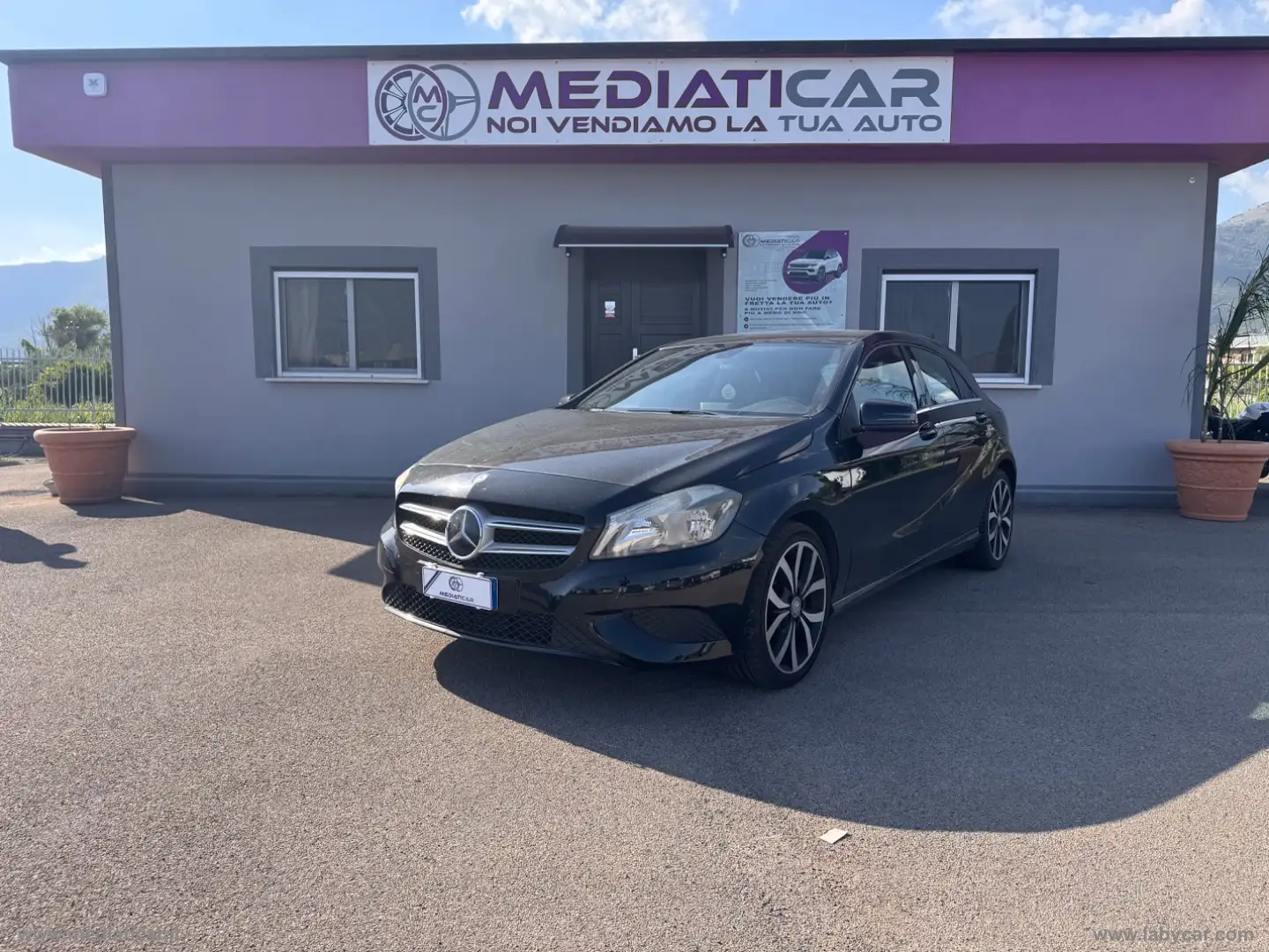 Mercedes-Benz A 180 A 180 CDI BlueEFFICIENCY Premium Noir - 1