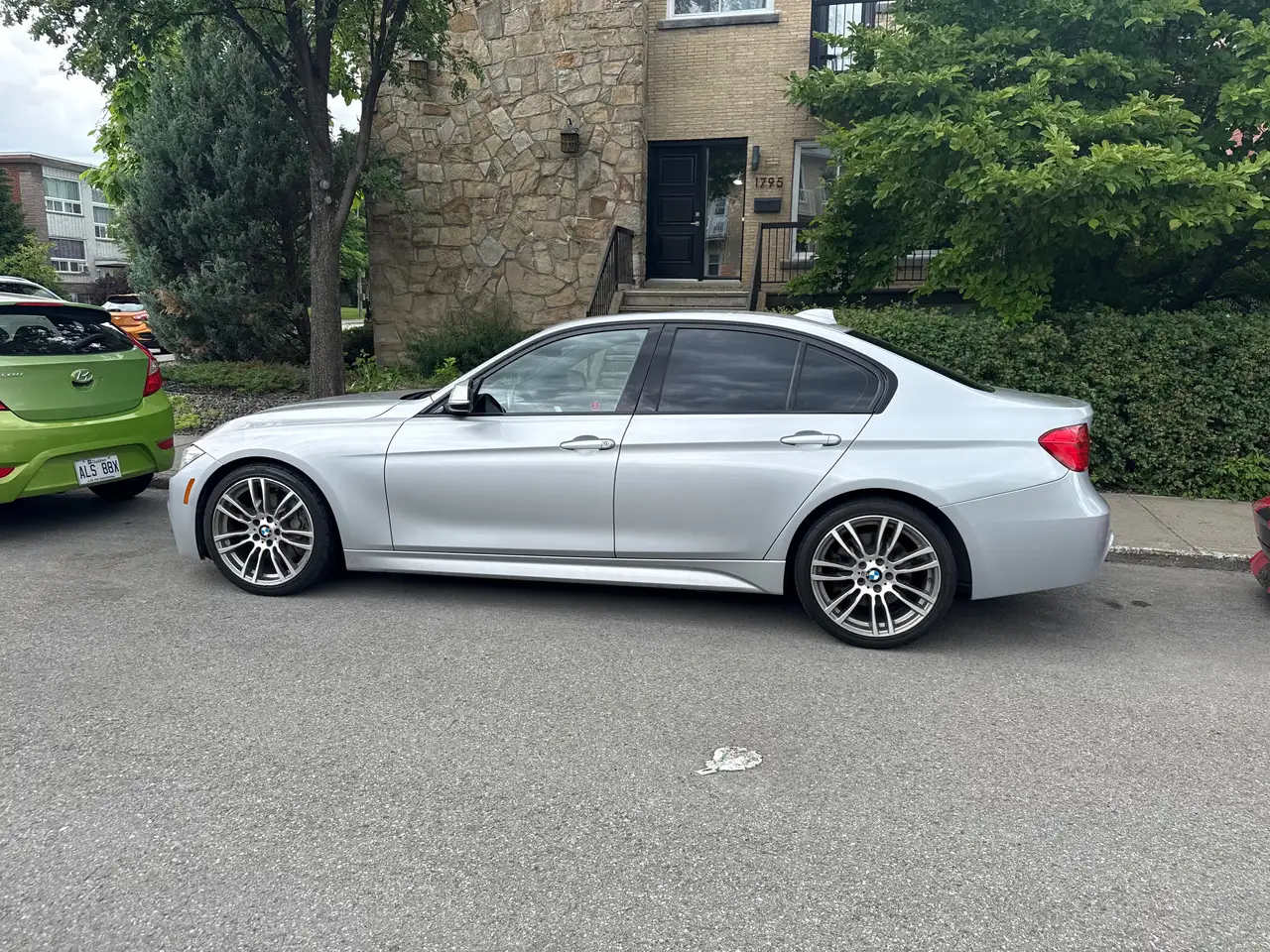 BMW 3 Series снимка BMW 3 Series