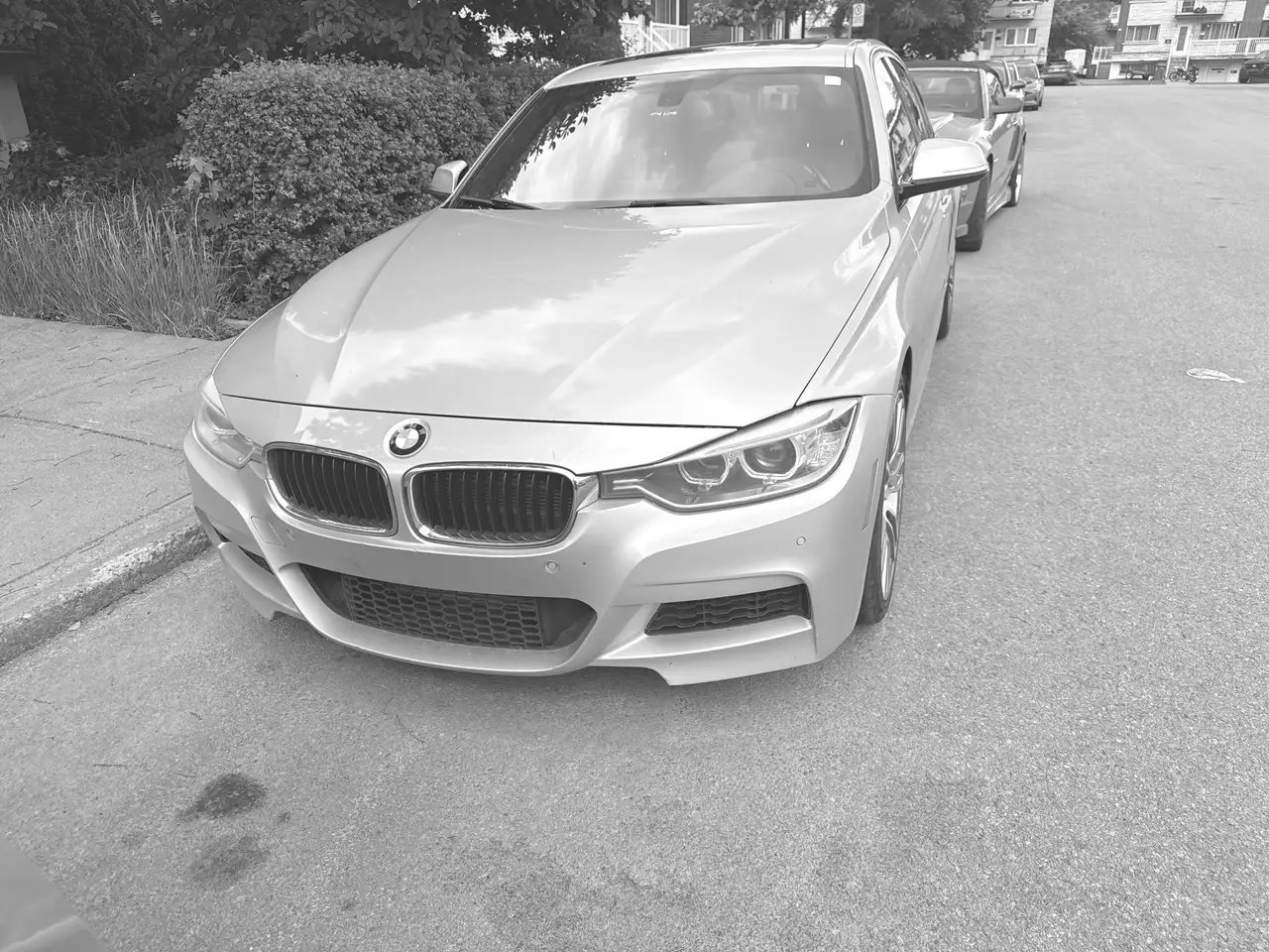 BMW 3 Series снимка BMW 3 Series